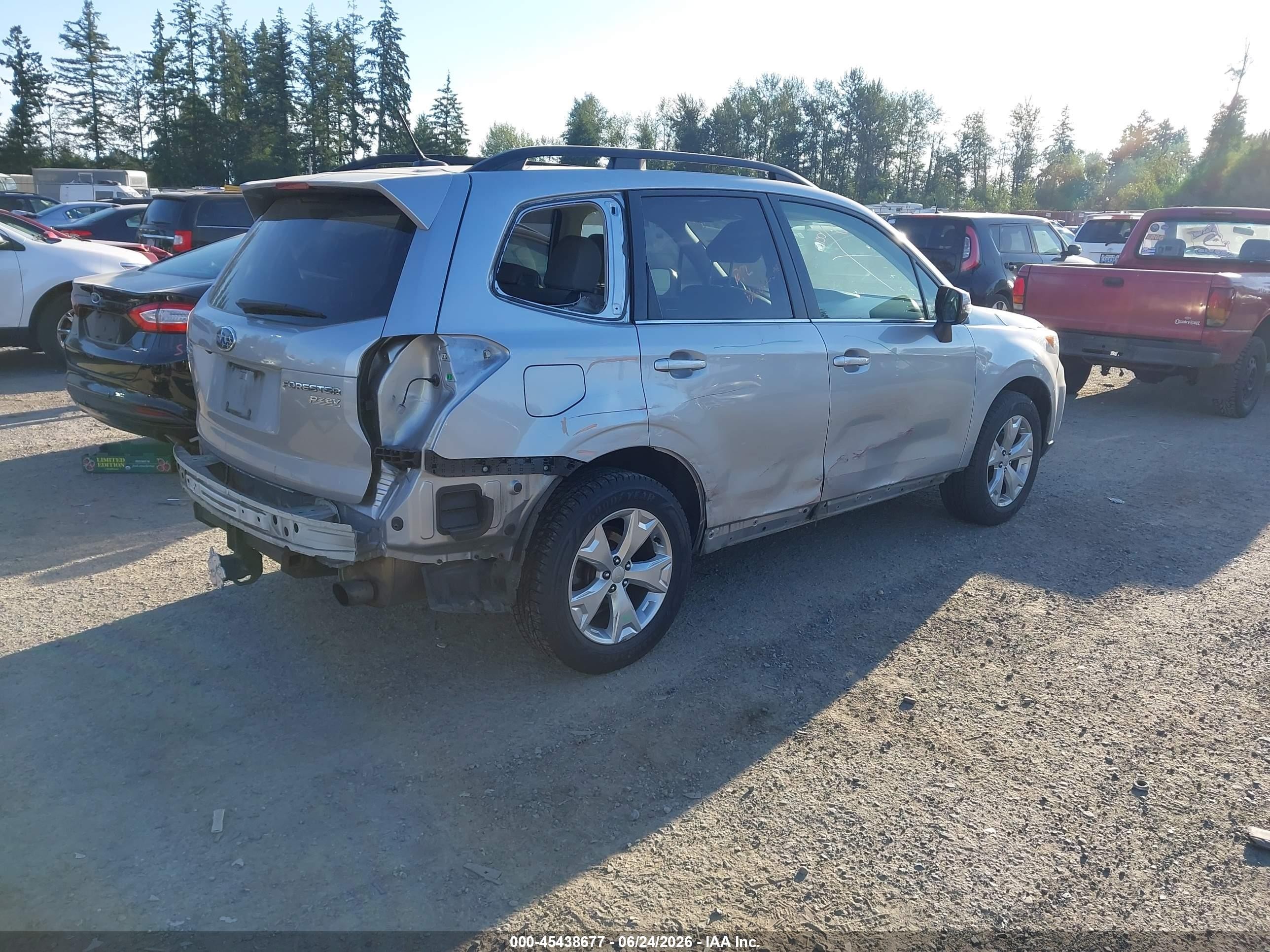 2014 Subaru Forester 2.5i Touring Silver vin: JF2SJAMC7EH407694