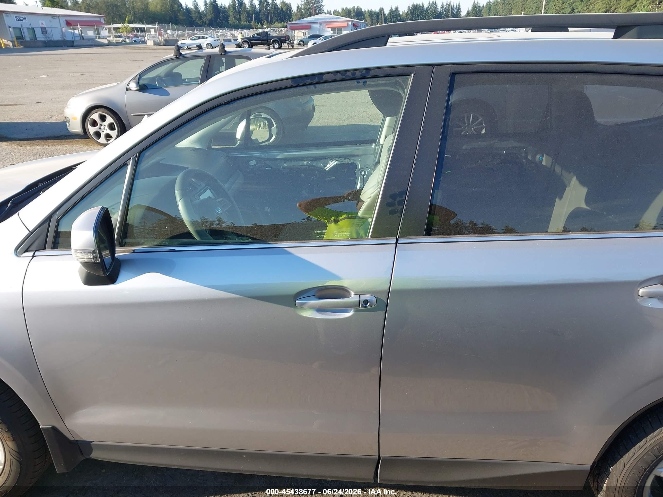 2014 Subaru Forester 2.5i Touring Silver vin: JF2SJAMC7EH407694