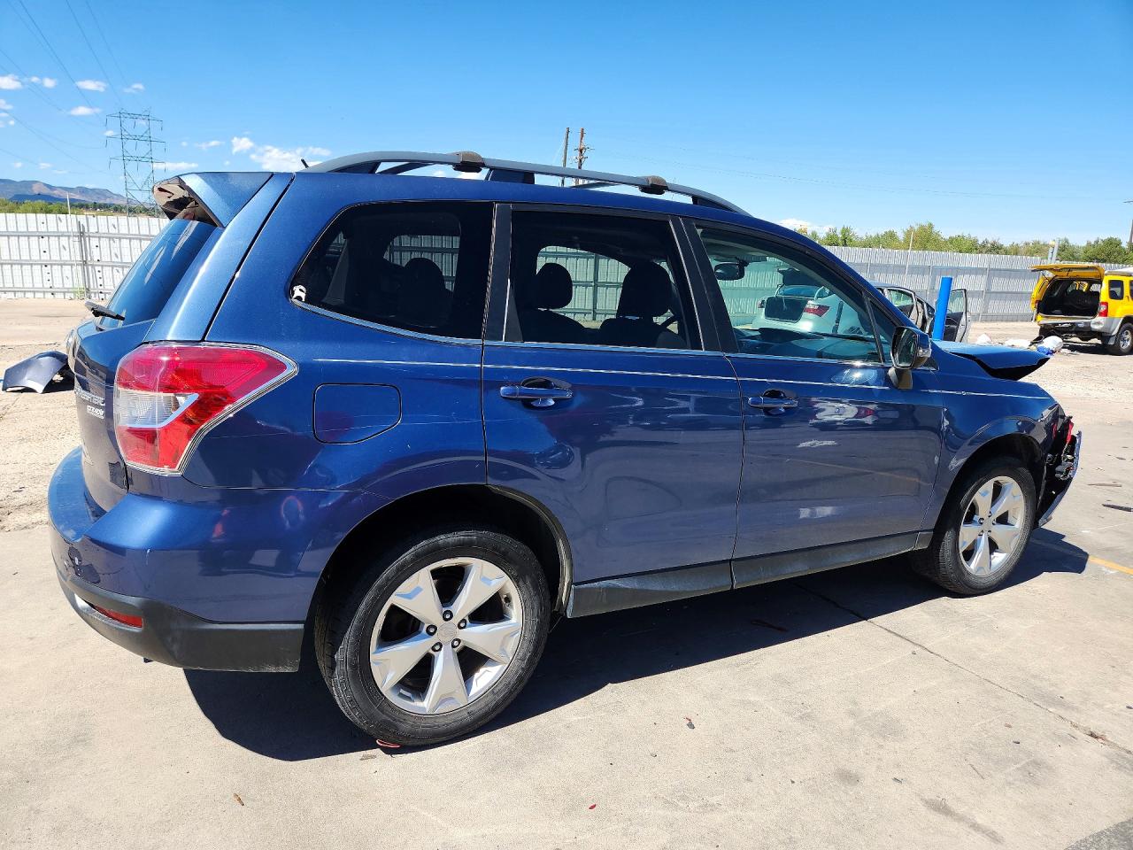 2014 Subaru Forester 2.5i Touring Blue vin: JF2SJAMC8EH448223
