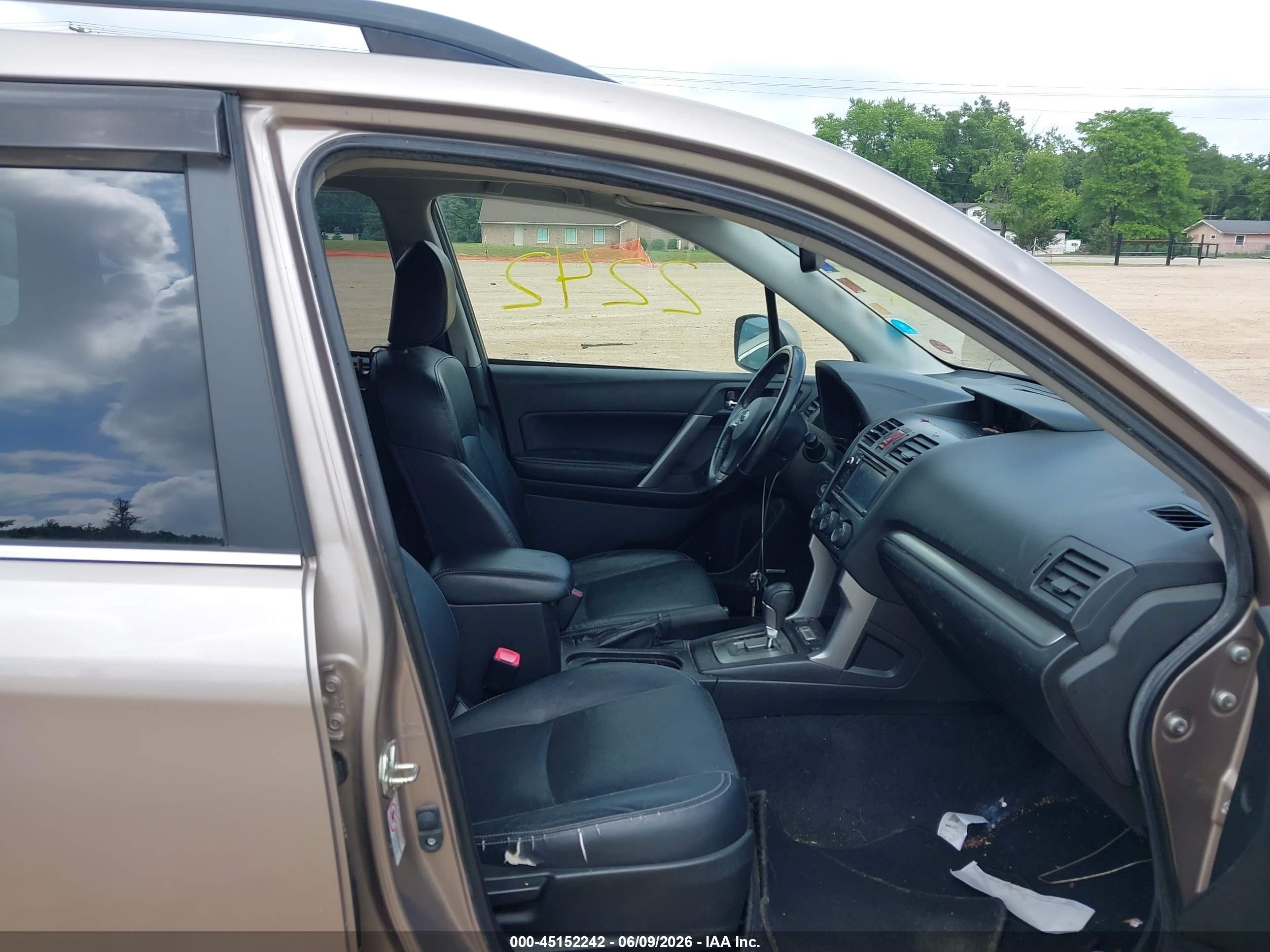 2014 Subaru Forester 2.5i Touring Gold vin: JF2SJAMC8EH510428