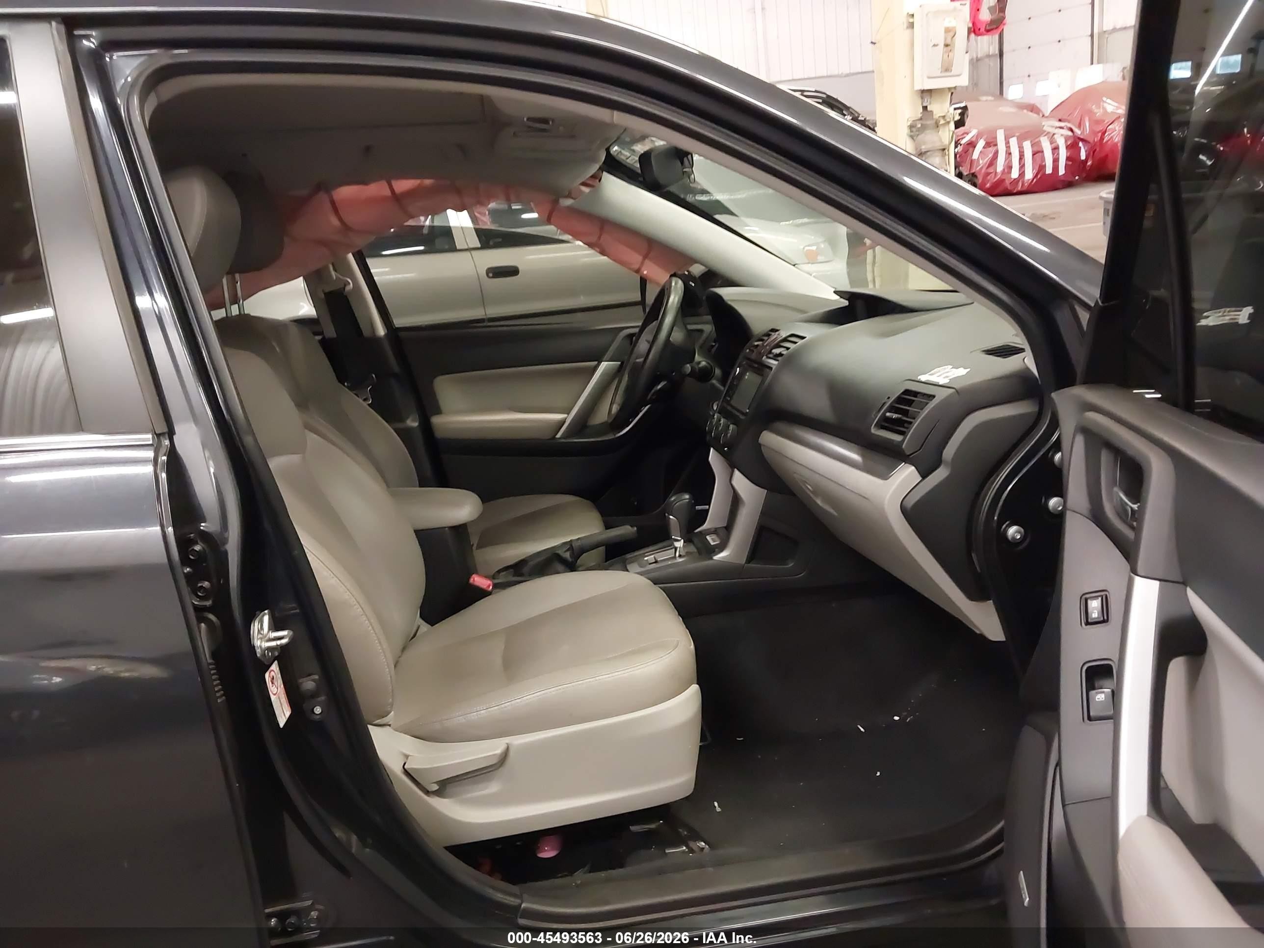 2014 Subaru Forester   Серый vin: JF2SJAMC9EH408202