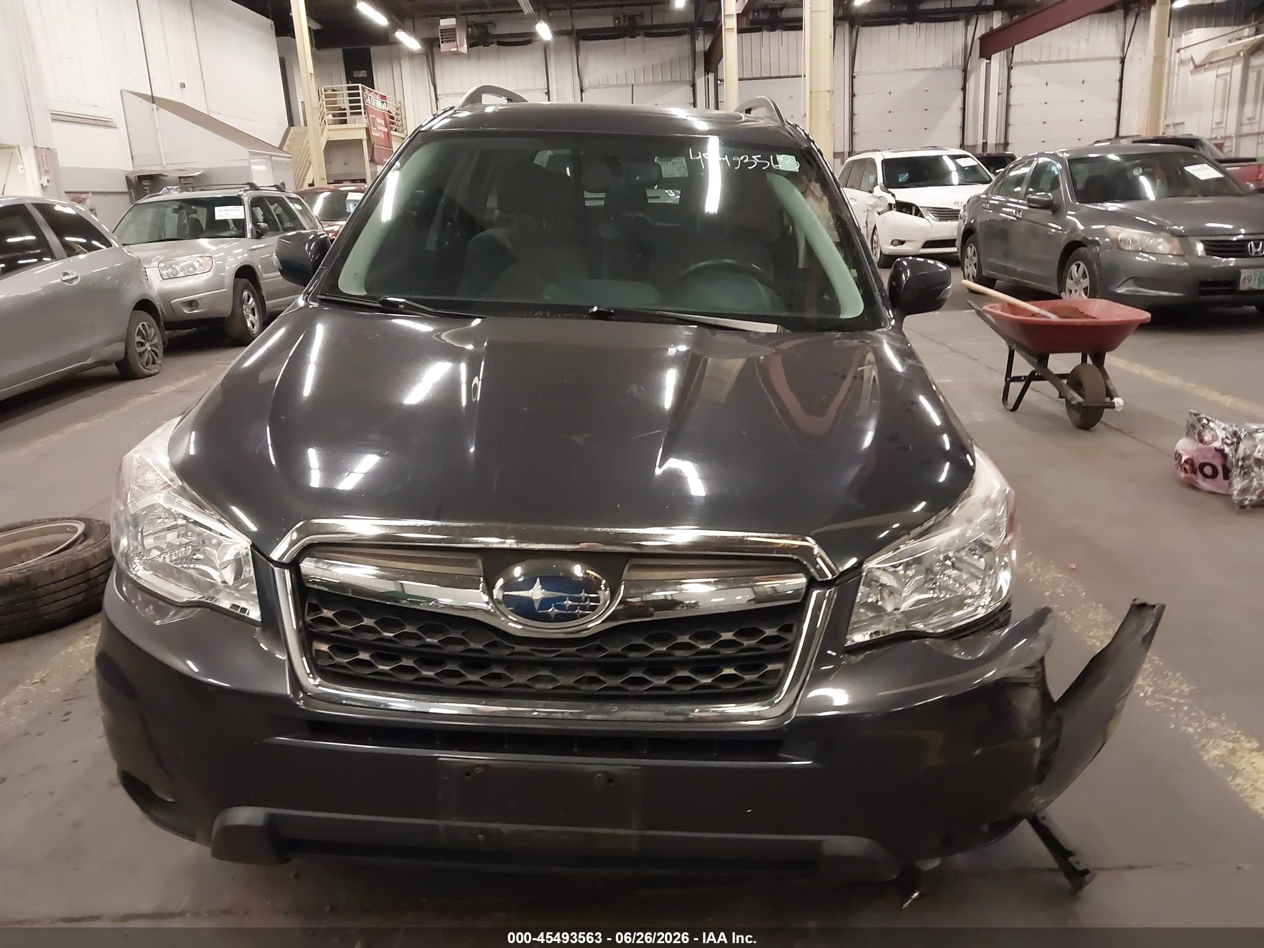 2014 Subaru Forester   Серый vin: JF2SJAMC9EH408202
