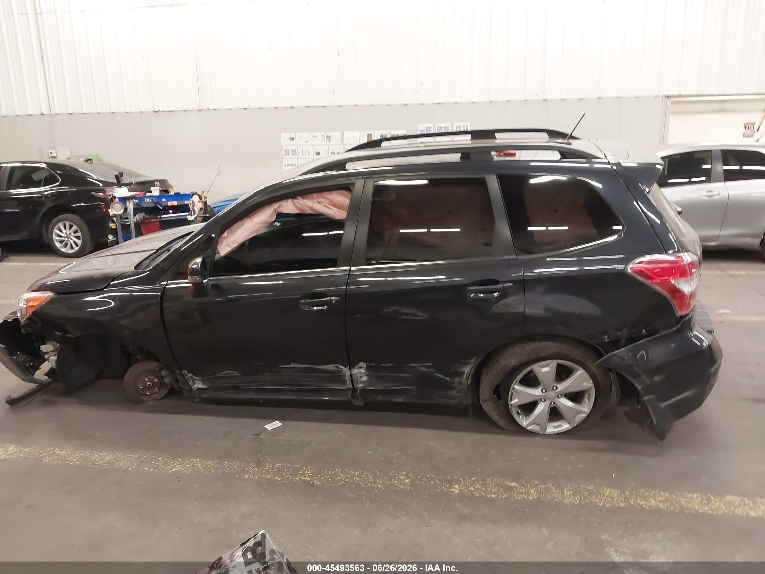 2014 Subaru Forester   Серый vin: JF2SJAMC9EH408202
