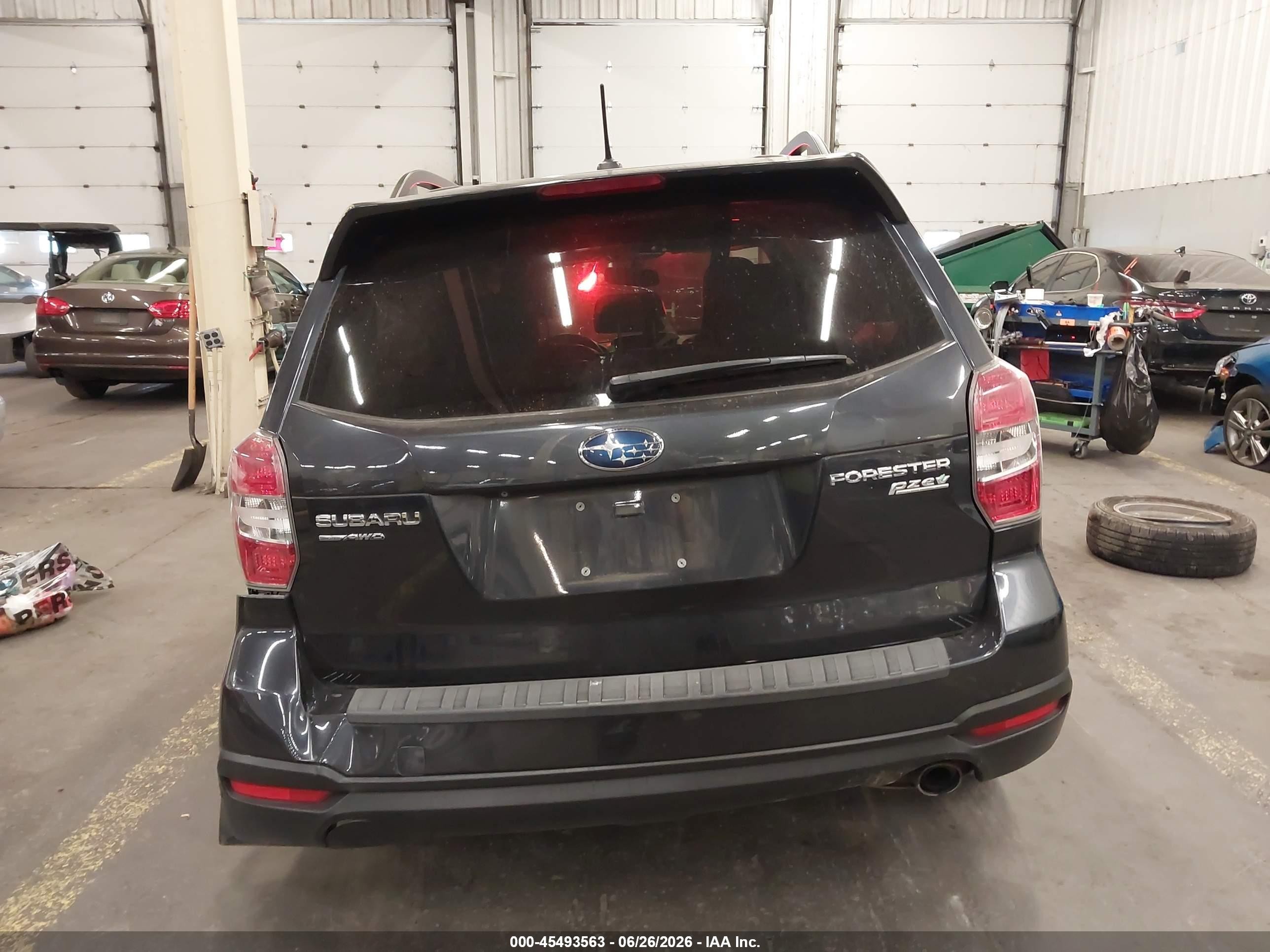2014 Subaru Forester   Серый vin: JF2SJAMC9EH408202