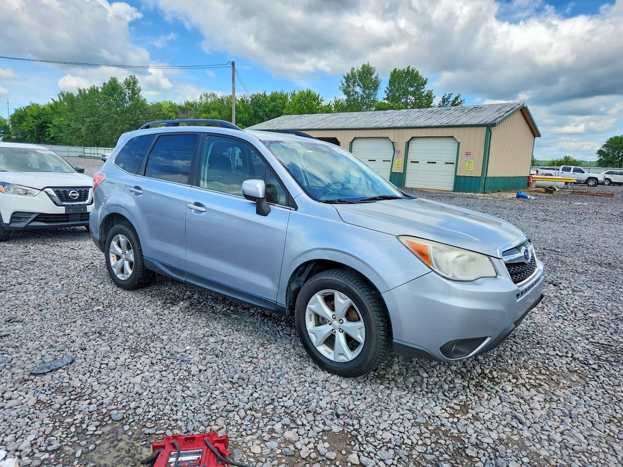 2014 Subaru Forester 2.5i Touring Silver vin: JF2SJAMC9EH490867