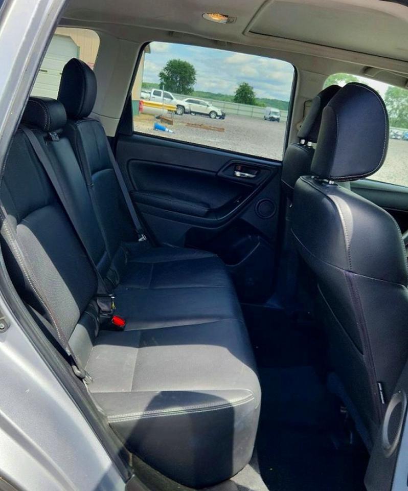 2014 Subaru Forester 2.5i Touring Silver vin: JF2SJAMC9EH490867