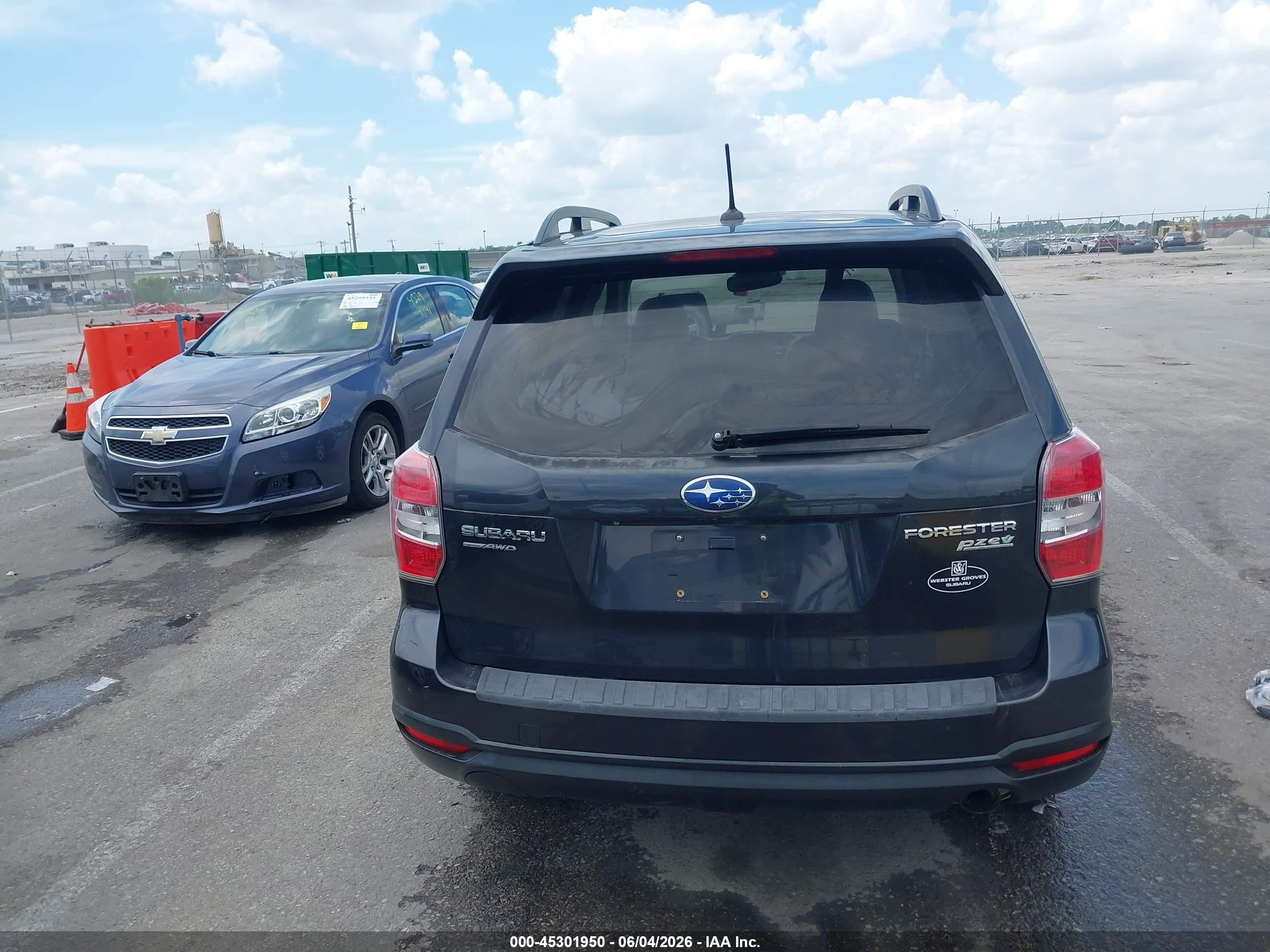 2014 Subaru Forester 2.5i Touring Gray vin: JF2SJAMCXEH417474
