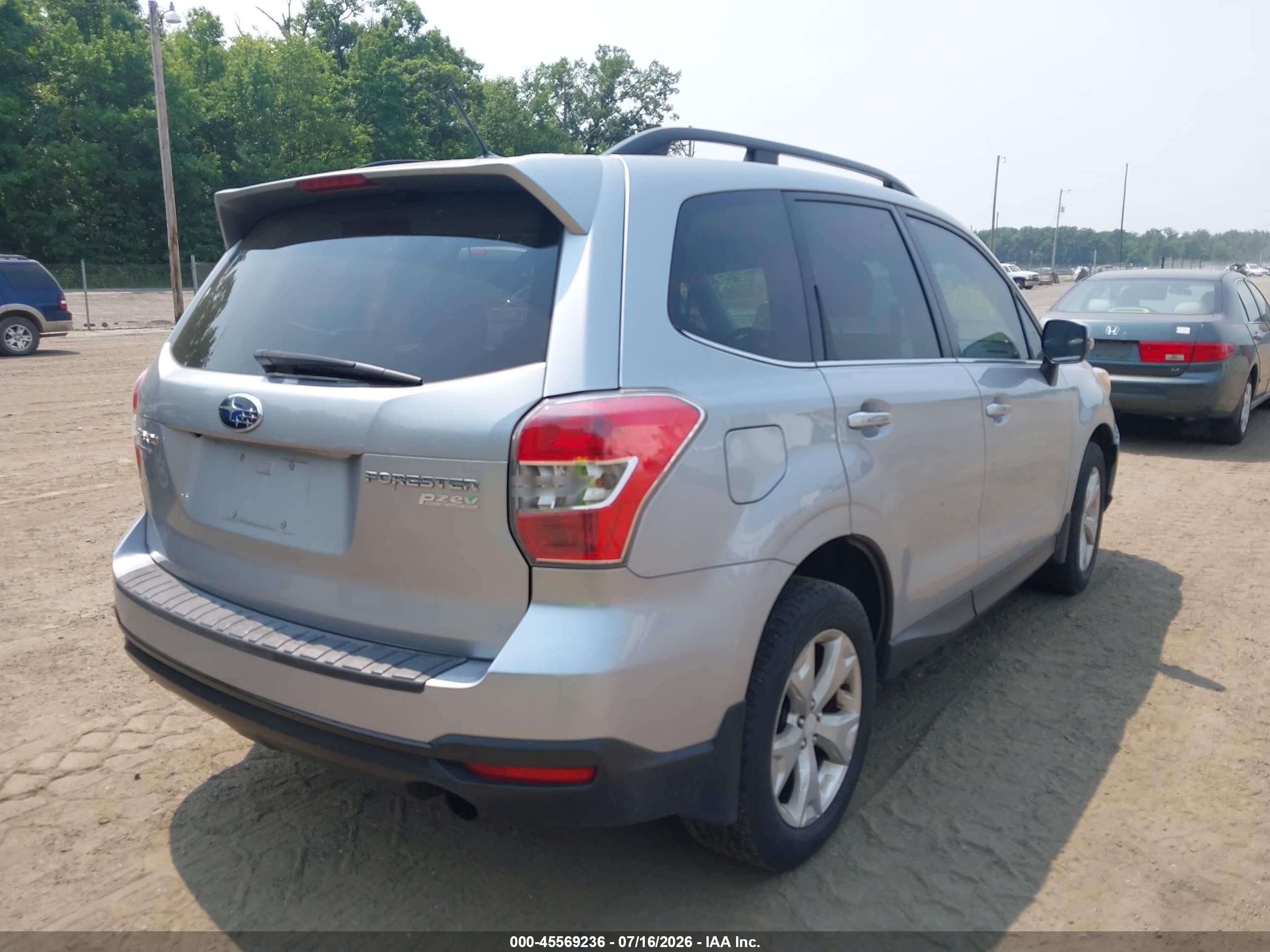 2014 Subaru Forester 2.5i Touring Silver vin: JF2SJAMCXEH514853