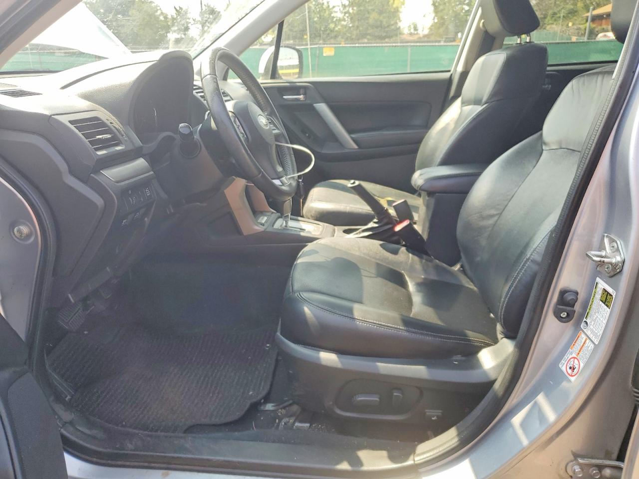 2014 Subaru Forester 2.5i Touring Silver vin: JF2SJAMCXEH524234