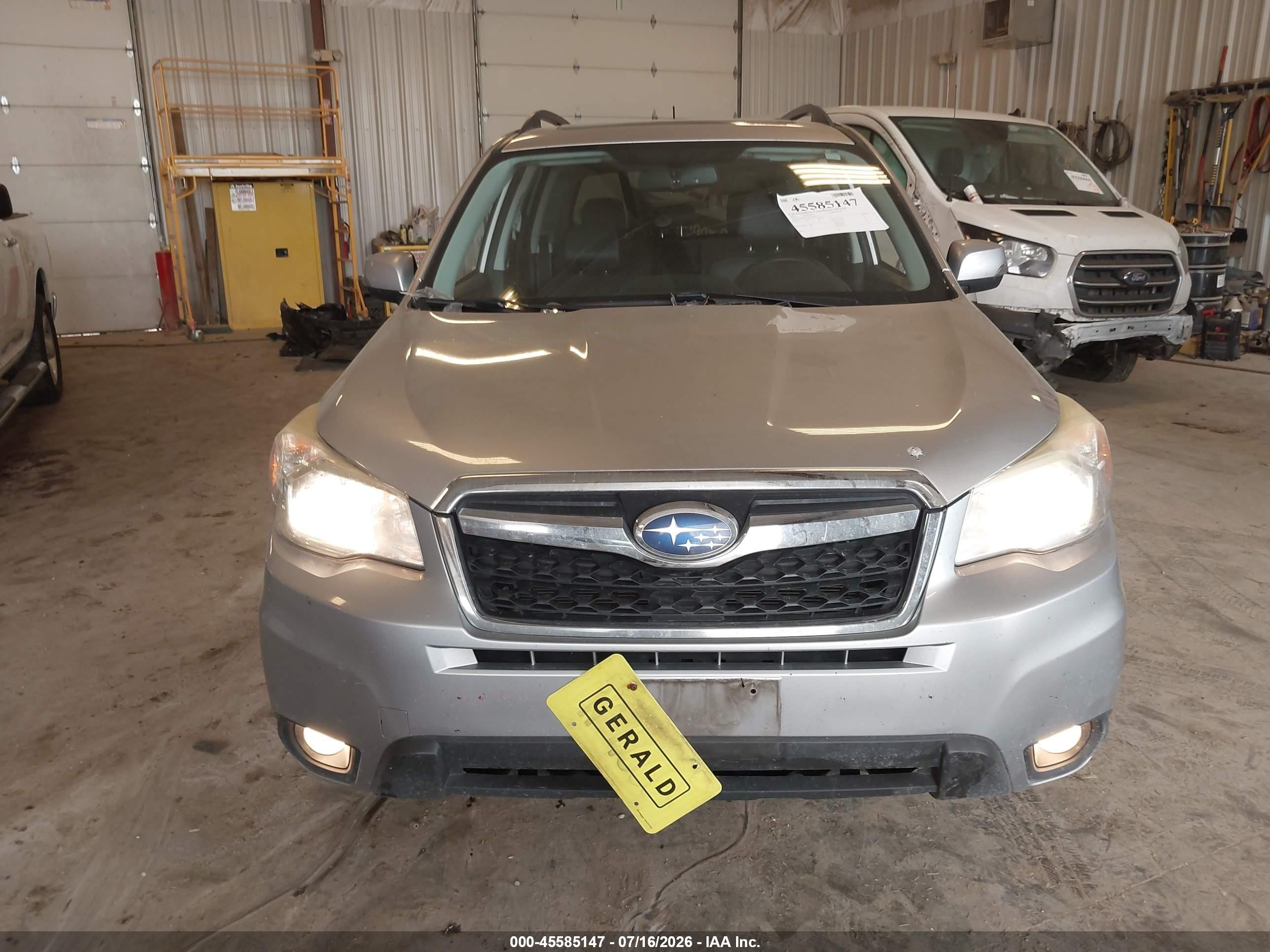 2014 Subaru Forester 2.5i Touring Silver vin: JF2SJAMCXEH540935