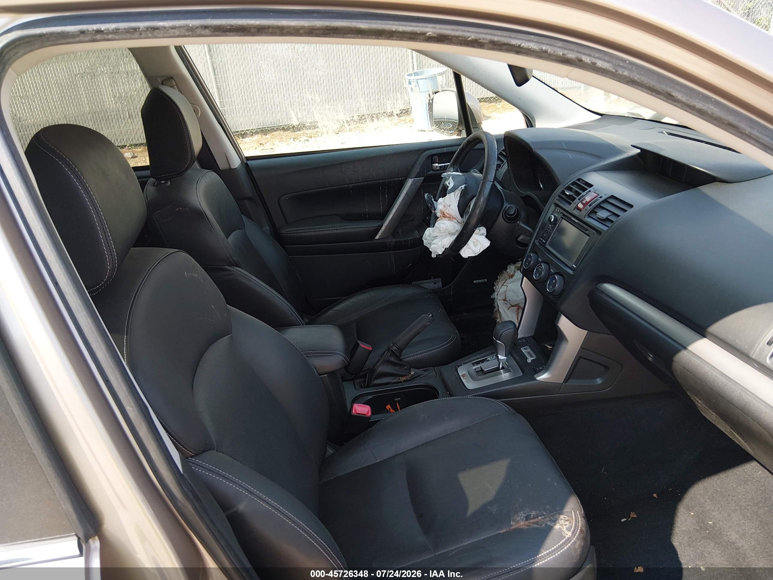 2014 Subaru Forester 2.5i Touring Champagne vin: JF2SJAPC0EH546559