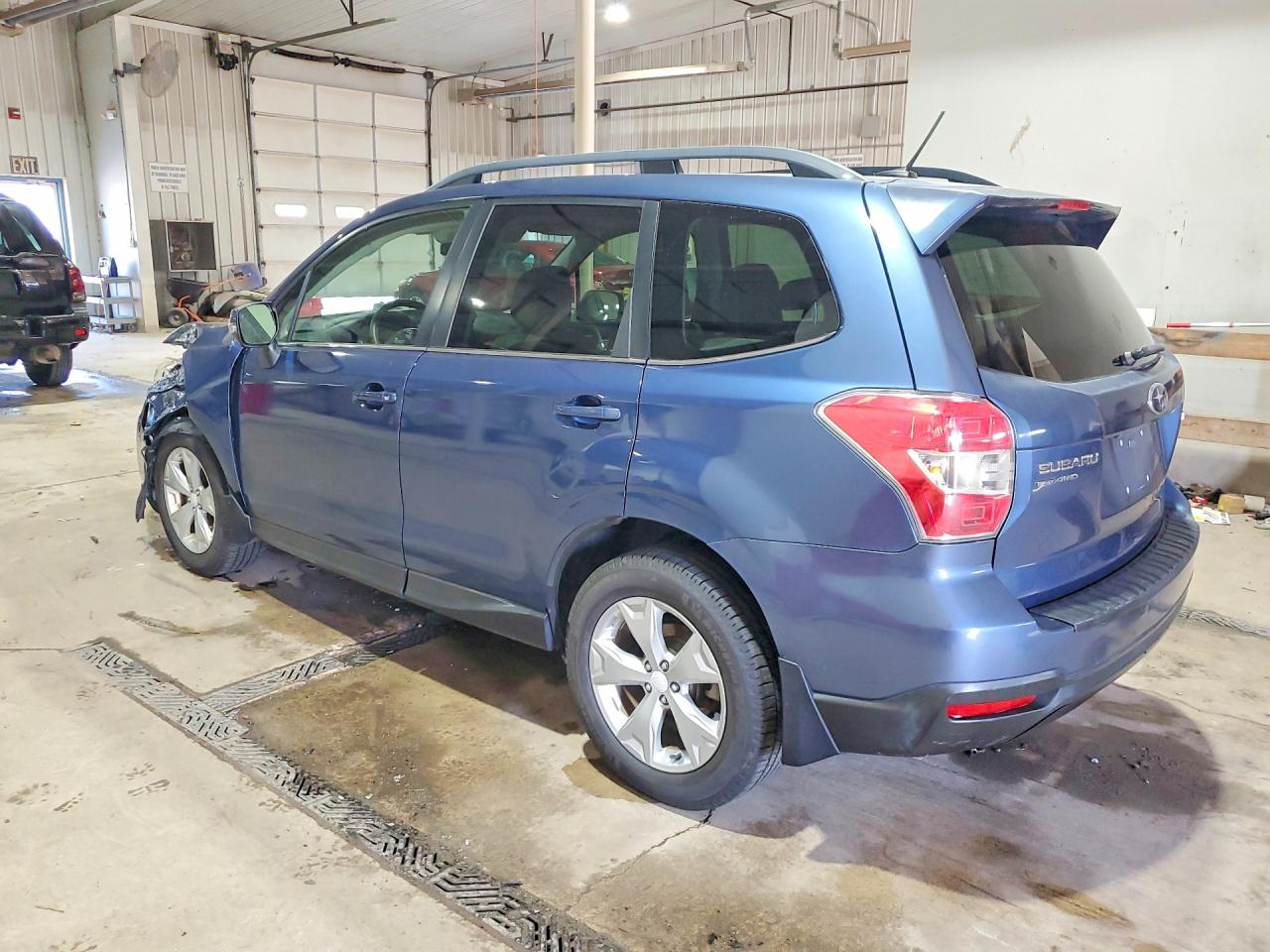 2014 Subaru Forester 2.5i Touring Blue vin: JF2SJAPC1EH543136