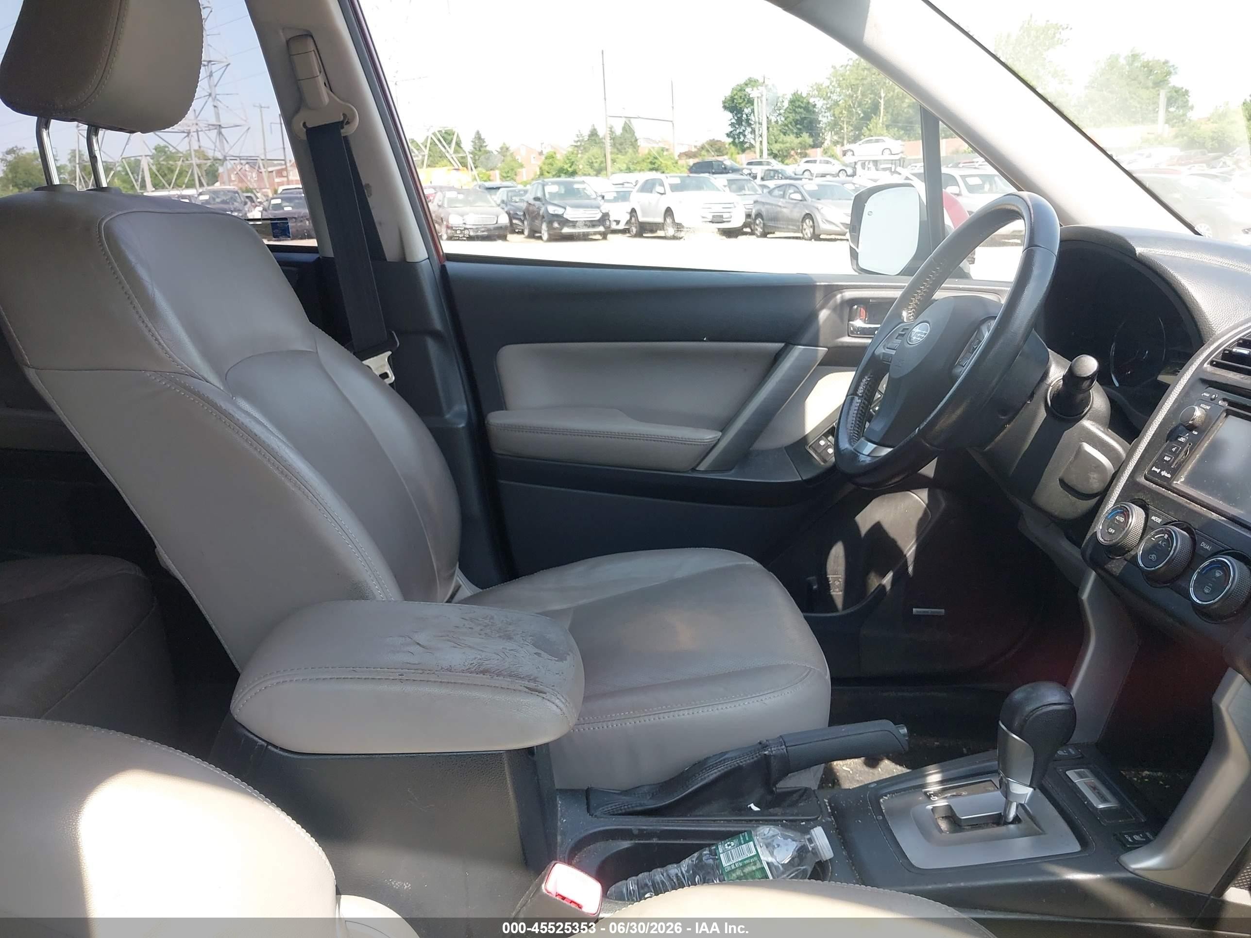 2014 Subaru Forester 2.5i Touring Burgundy vin: JF2SJAPC2EH403922