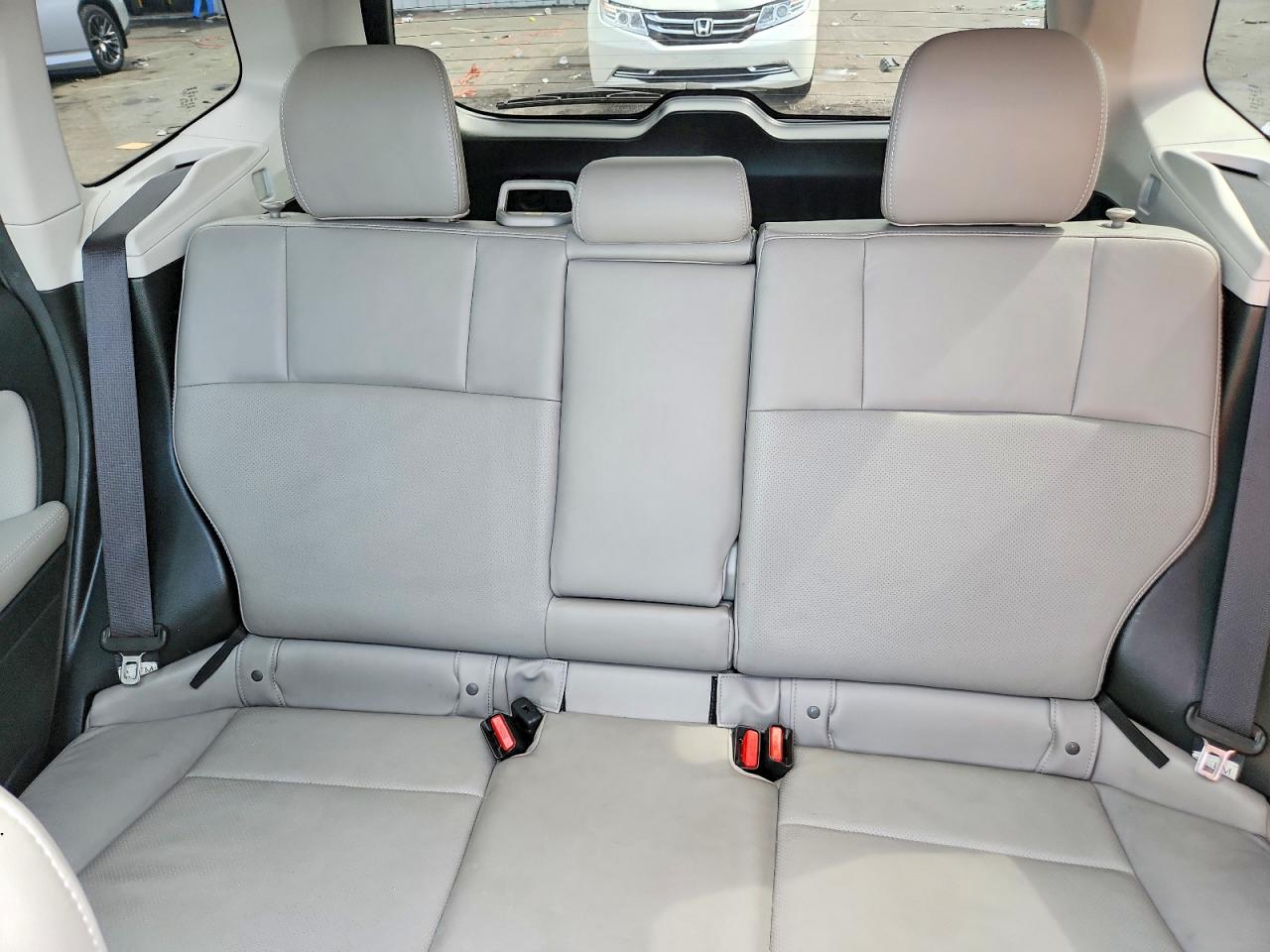 2014 Subaru Forester 2.5i Touring White vin: JF2SJAPC2EH422695