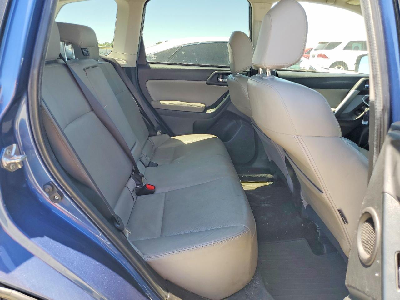 2014 Subaru Forester 2.5i Touring Blue vin: JF2SJAPC2EH555912