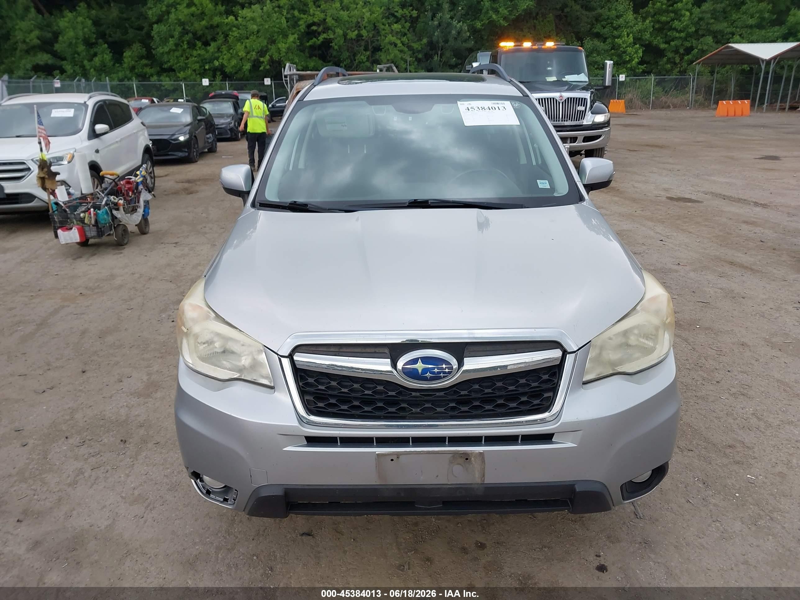 2014 Subaru Forester 2.5i Touring Silver vin: JF2SJAPC4EH535452