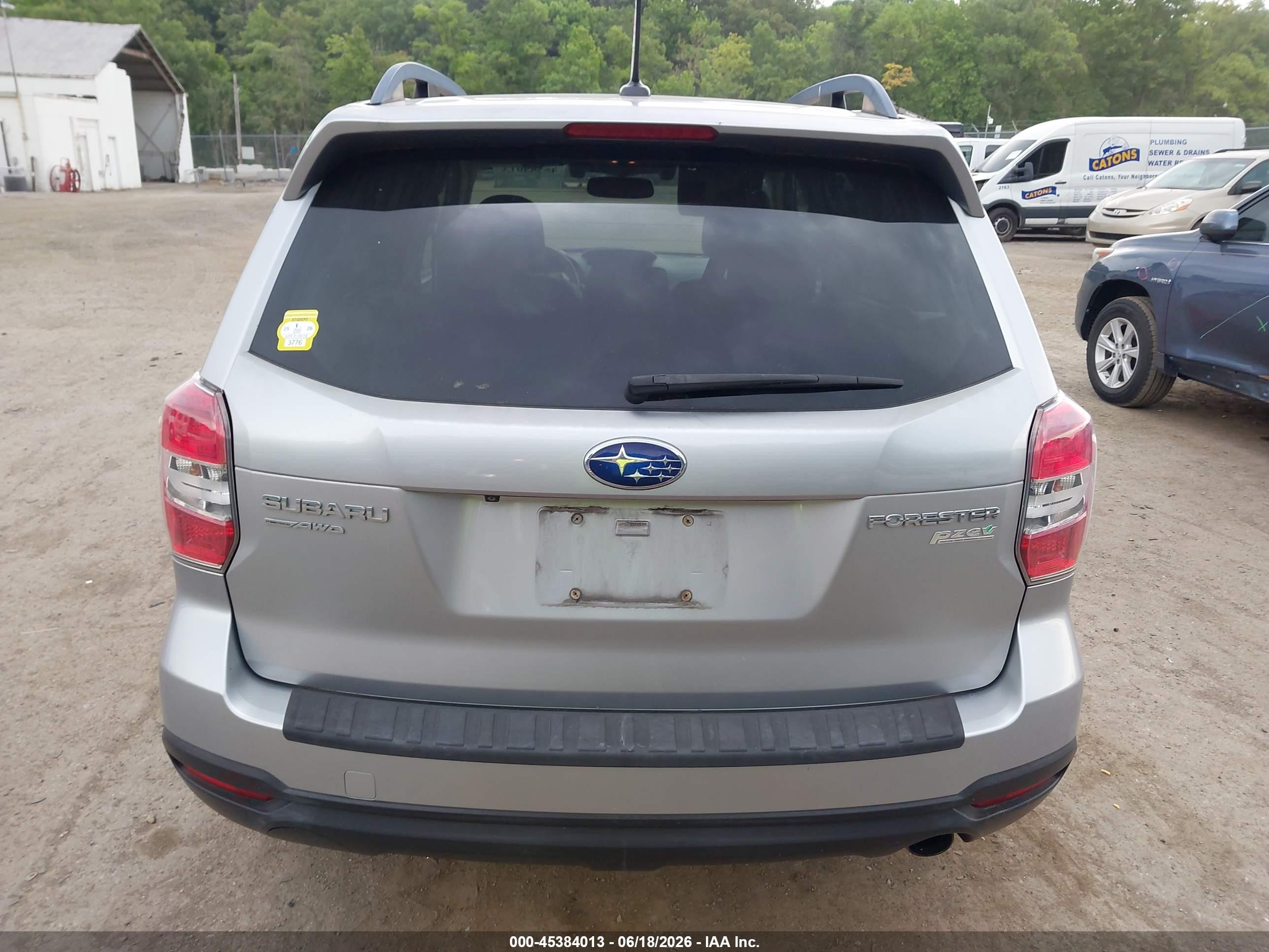 2014 Subaru Forester 2.5i Touring Silver vin: JF2SJAPC4EH535452