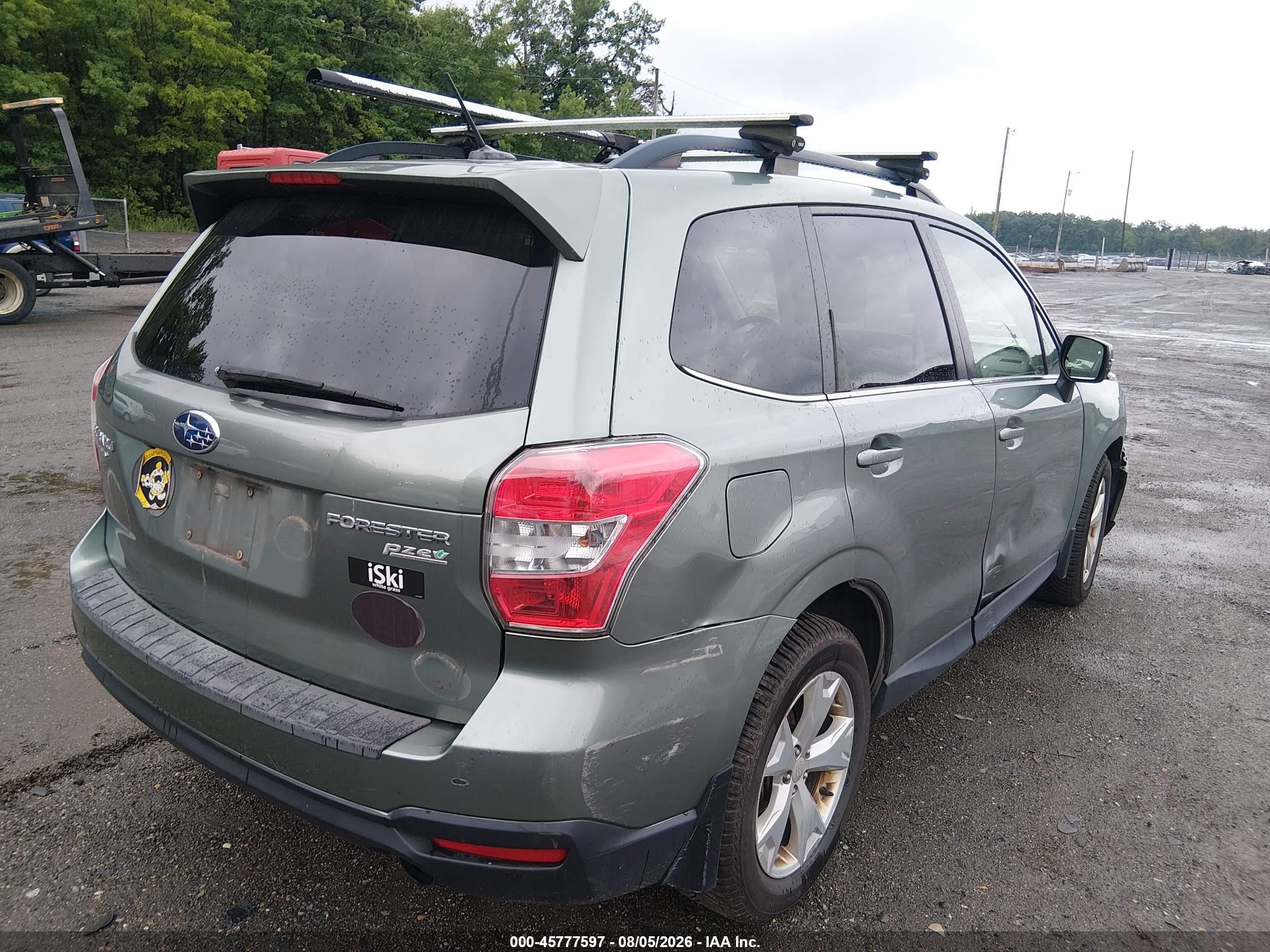 2014 Subaru Forester 2.5i Touring Green vin: JF2SJAPC5EH417880