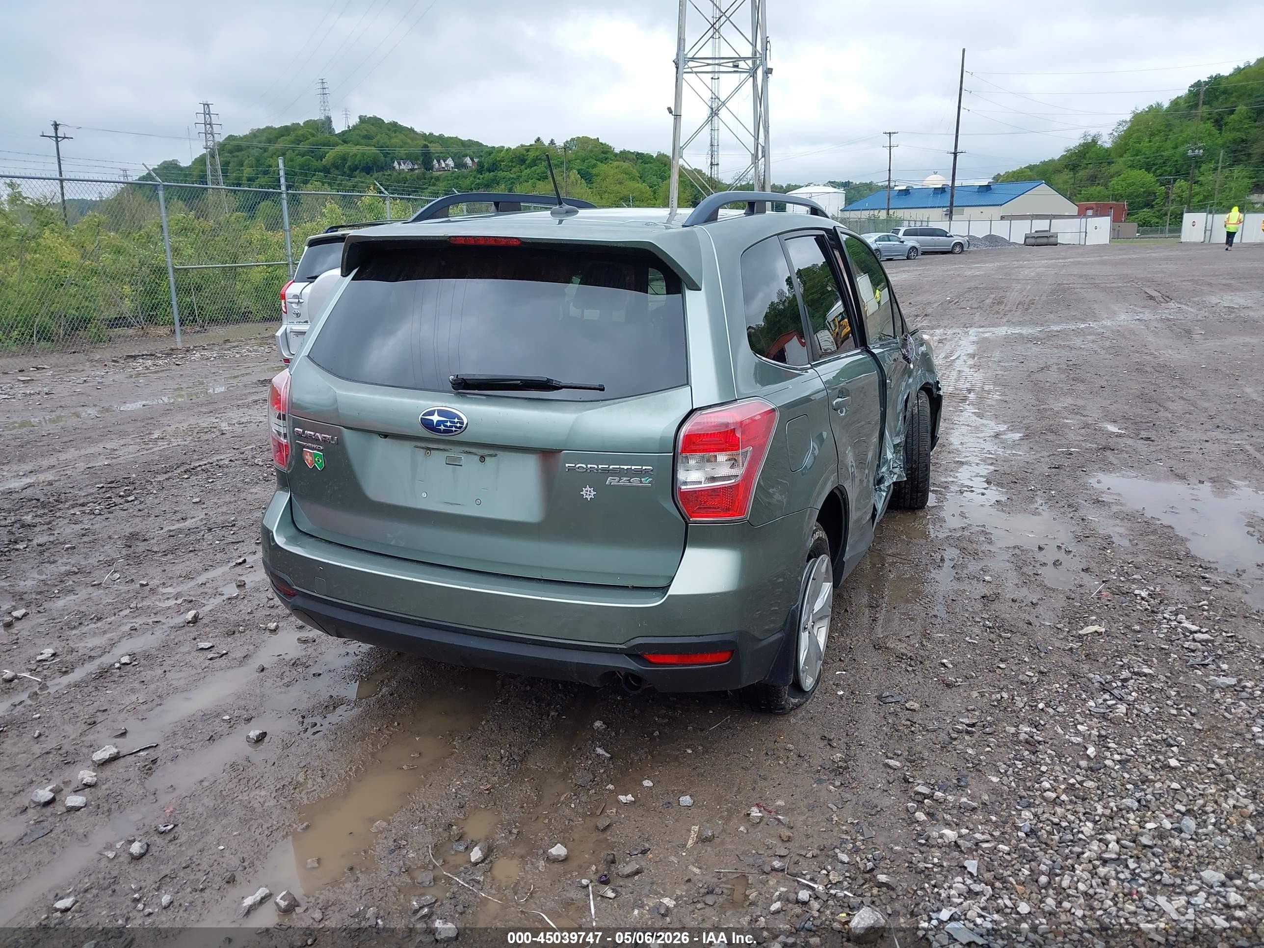 2014 Subaru Forester 2.5i Touring Blue vin: JF2SJAPC5EH516800