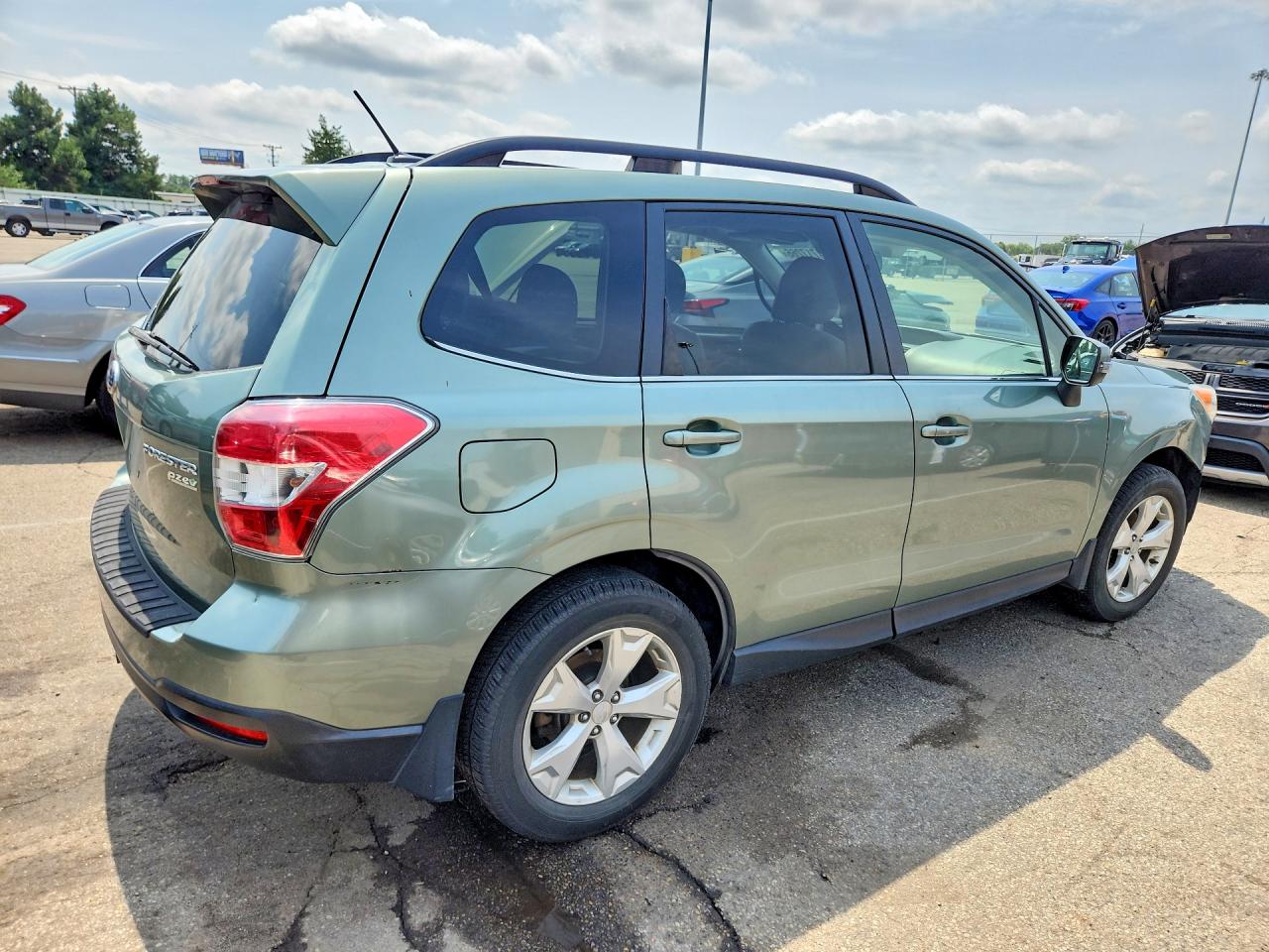 2014 Subaru Forester 2.5i Touring Green vin: JF2SJAPC5EH529711