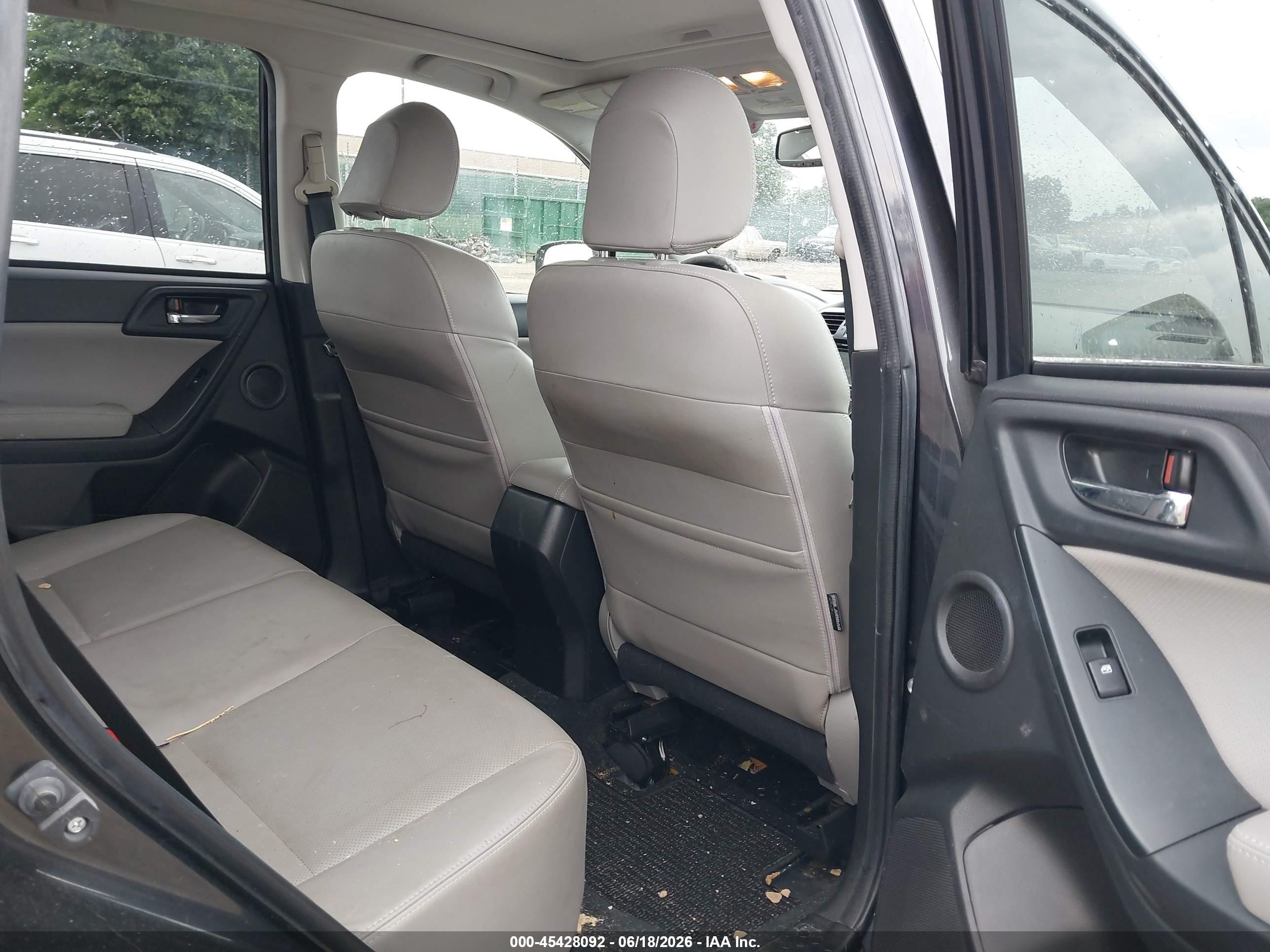 2014 Subaru Forester 2.5i Touring Gray vin: JF2SJAPC6EH485007