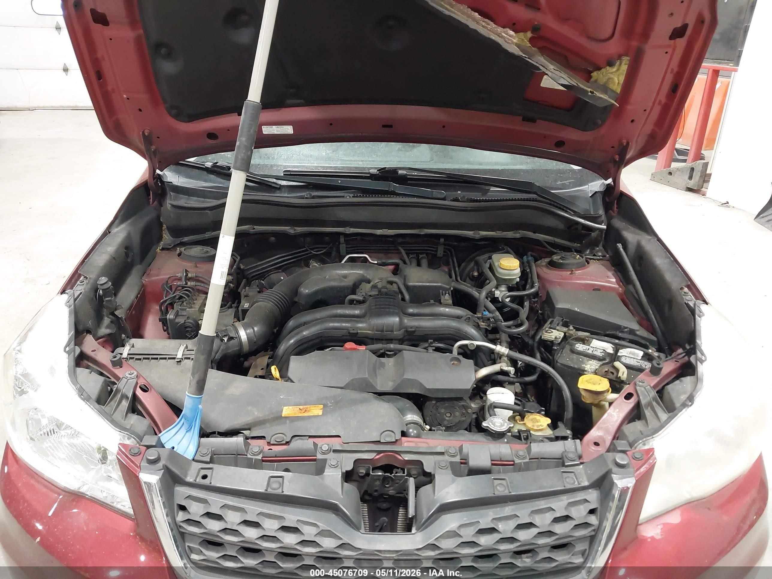 2014 Subaru Forester 2.5i Touring Красный vin: JF2SJAPC7EH521514