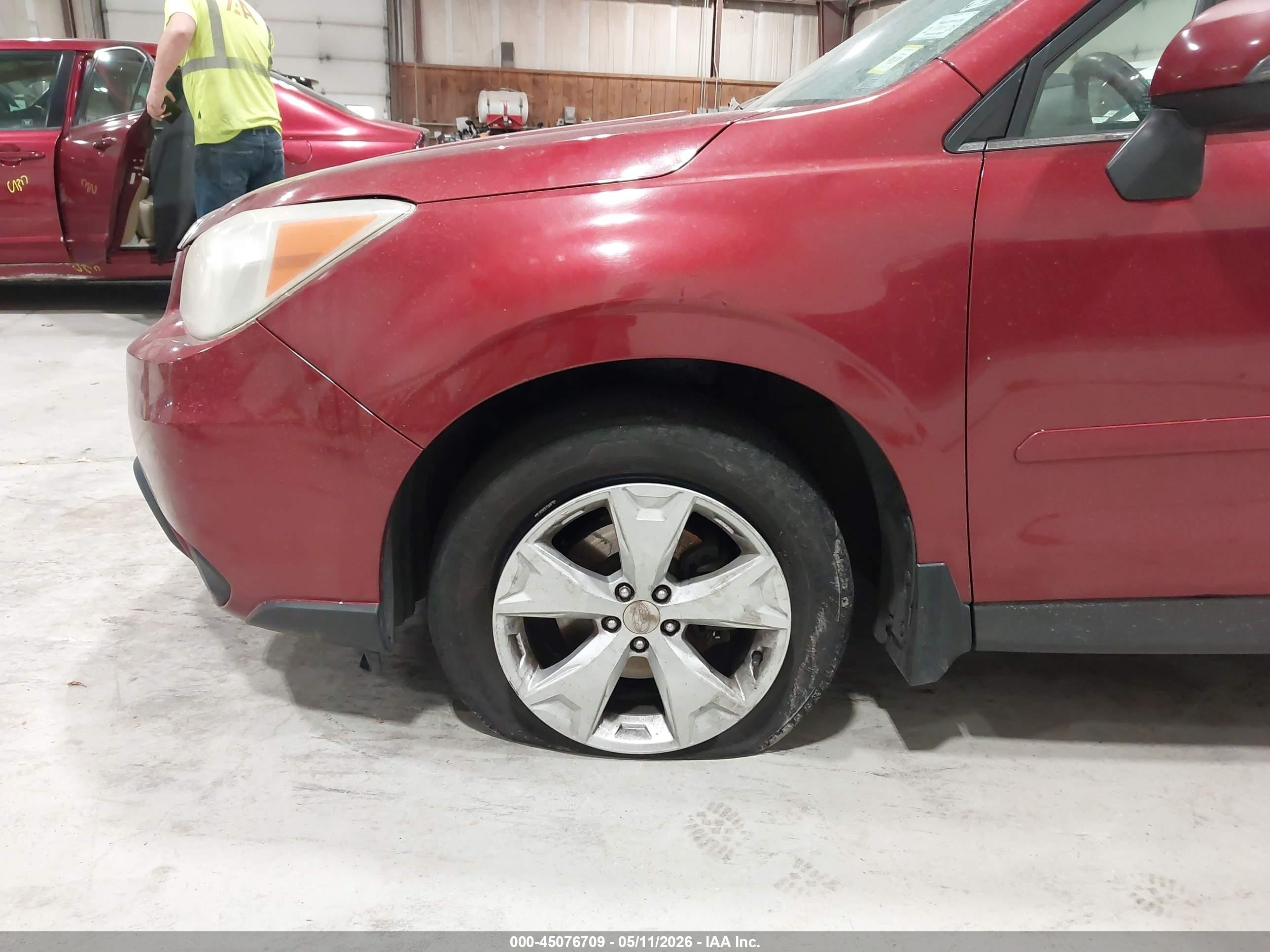 2014 Subaru Forester 2.5i Touring Красный vin: JF2SJAPC7EH521514