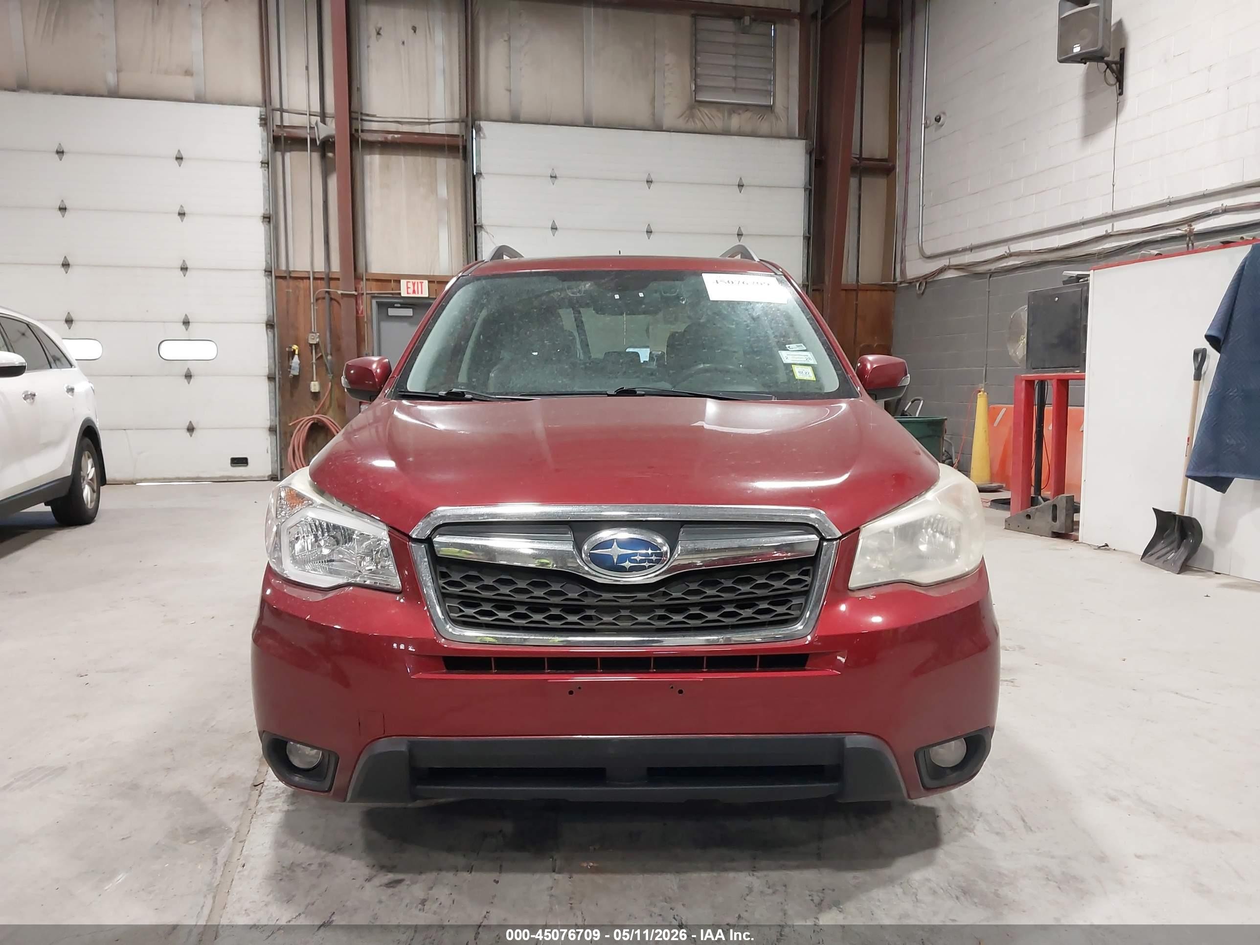 2014 Subaru Forester 2.5i Touring Красный vin: JF2SJAPC7EH521514
