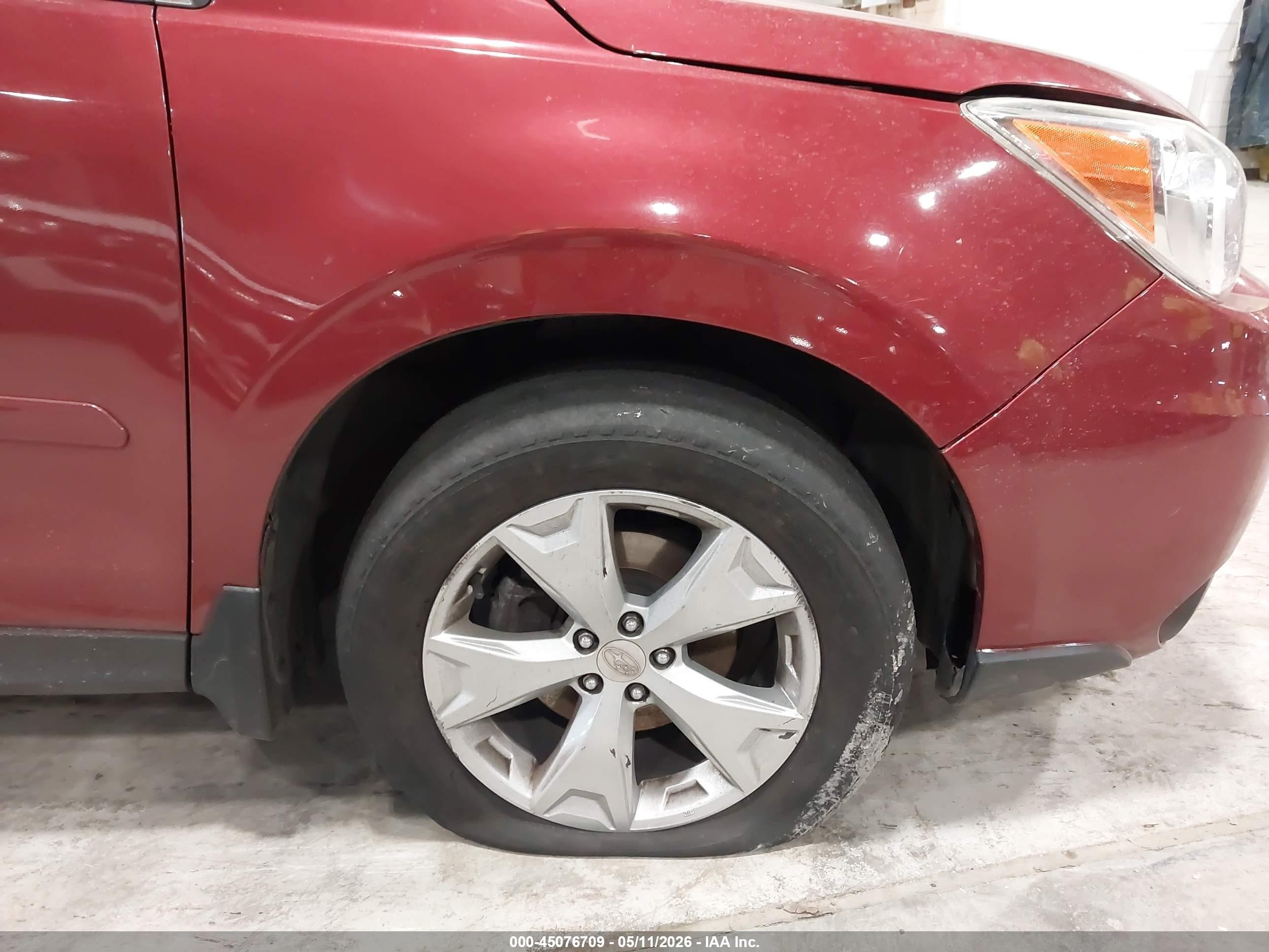 2014 Subaru Forester 2.5i Touring Красный vin: JF2SJAPC7EH521514