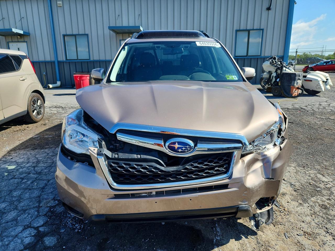 2014 Subaru Forester 2.5i Touring Beige vin: JF2SJAPC8EH478284