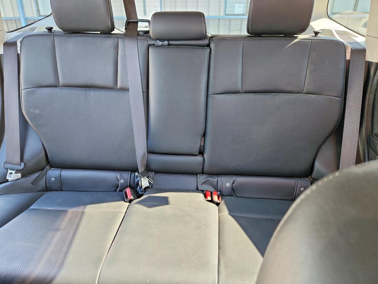 2014 Subaru Forester 2.5i Touring Beige vin: JF2SJAPC8EH478284