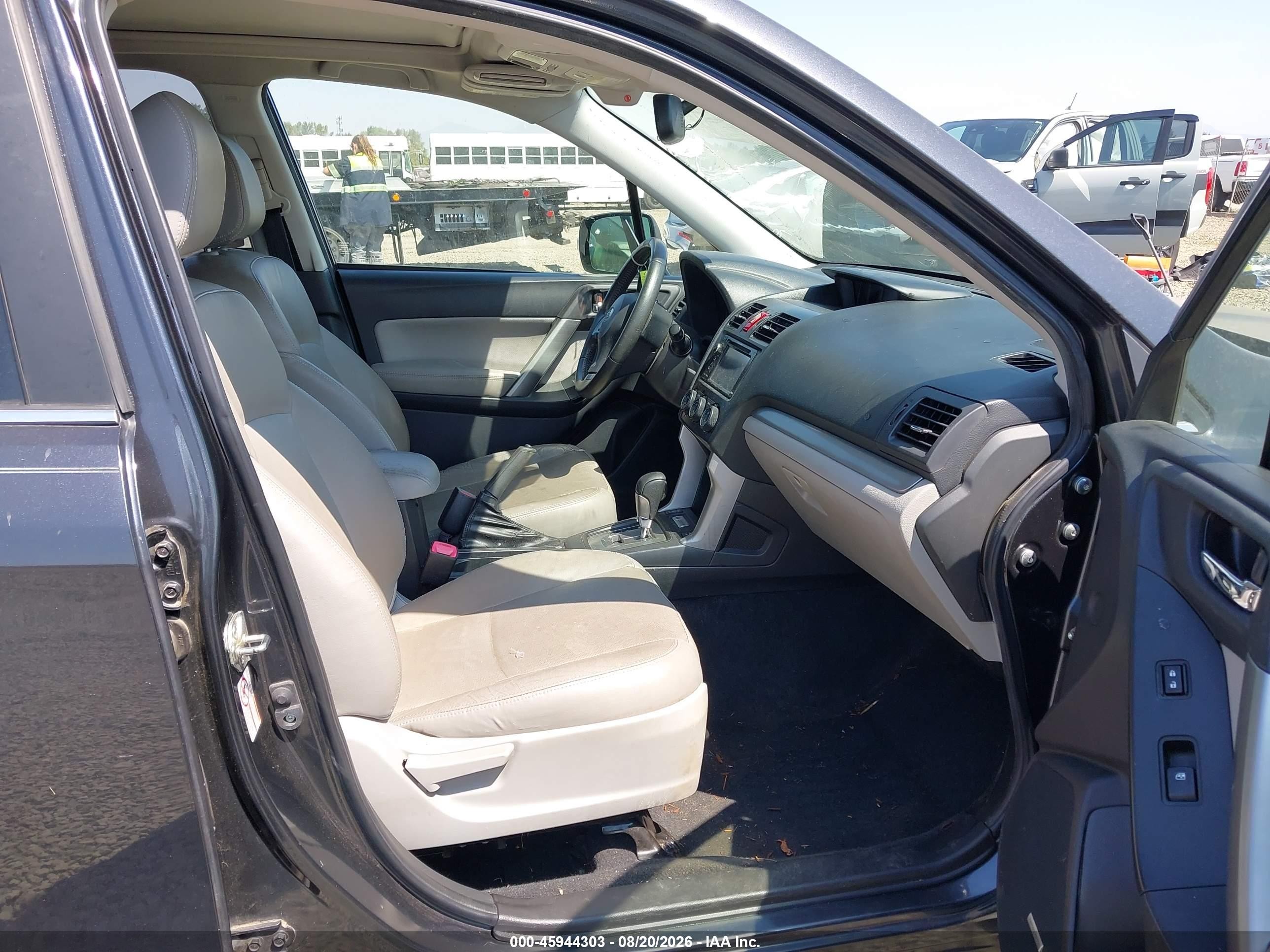 2014 Subaru Forester 2.5i Touring Gray vin: JF2SJAPC9EH500065