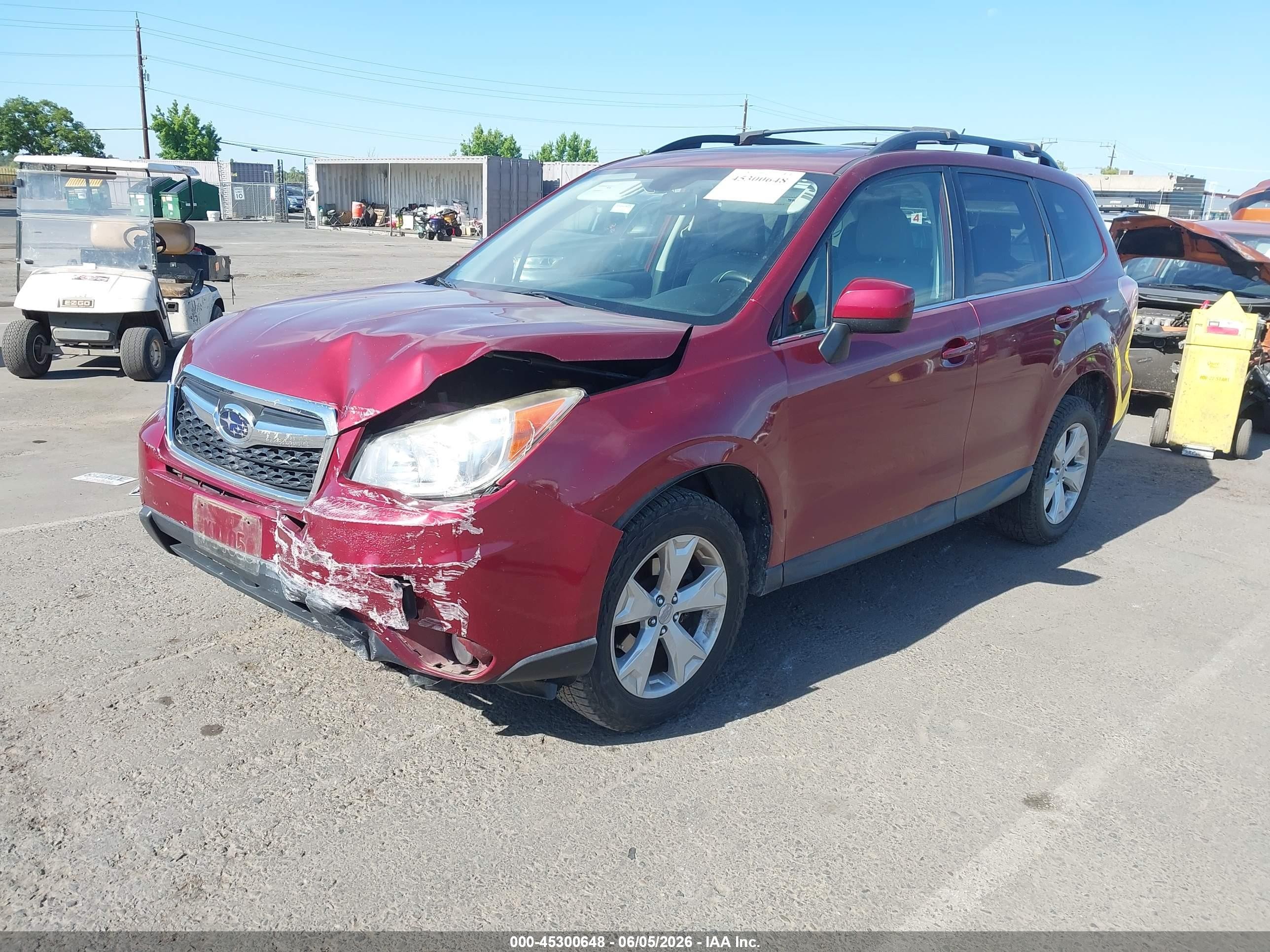 2015 Subaru Forester 2.5i Limited Red vin: JF2SJARC0FH521174