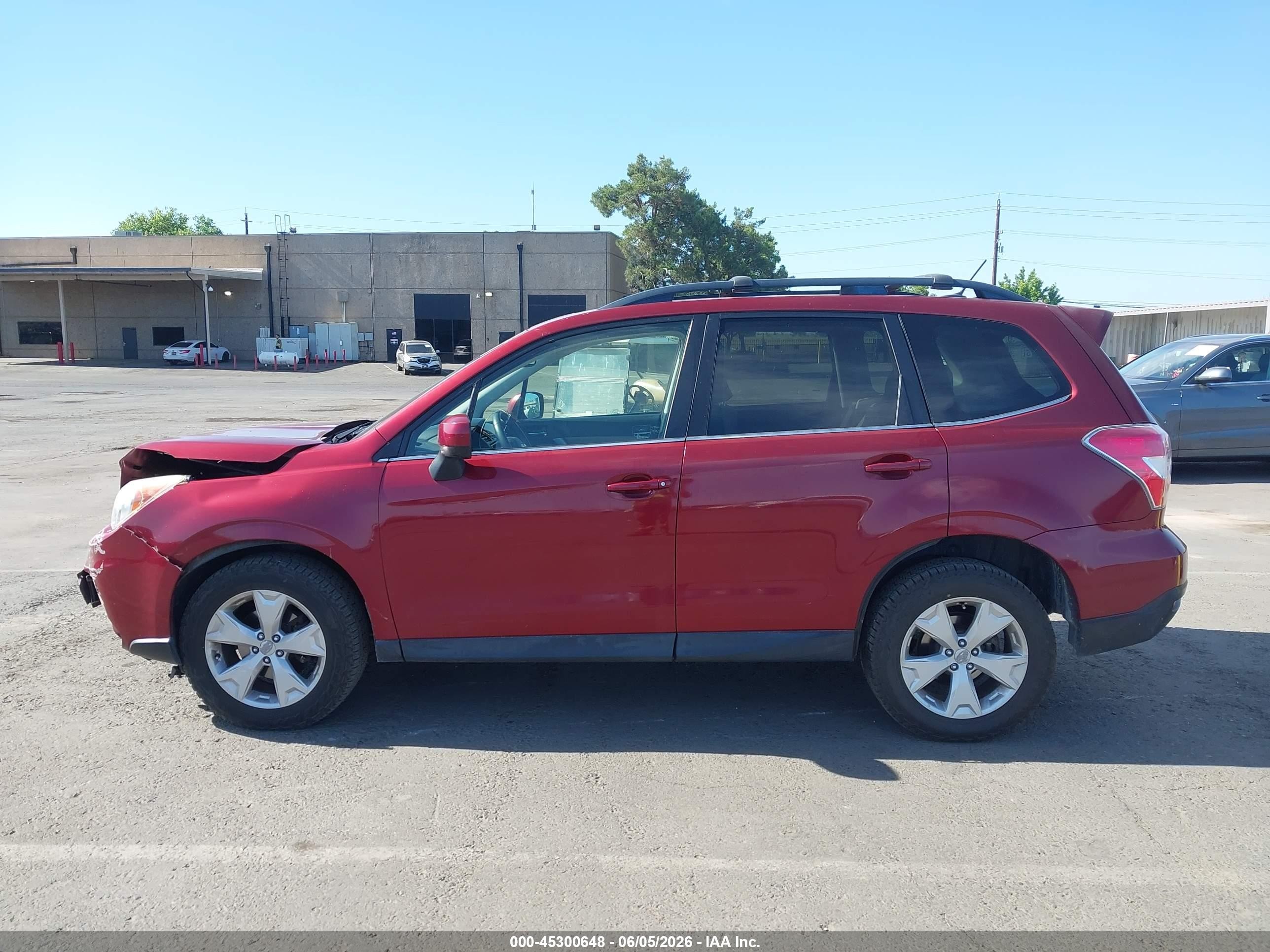 2015 Subaru Forester 2.5i Limited Red vin: JF2SJARC0FH521174