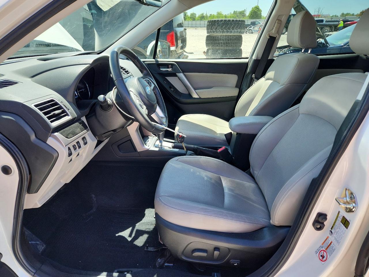 2018 Subaru Forester 2.5i Limited White vin: JF2SJARC0JH561683