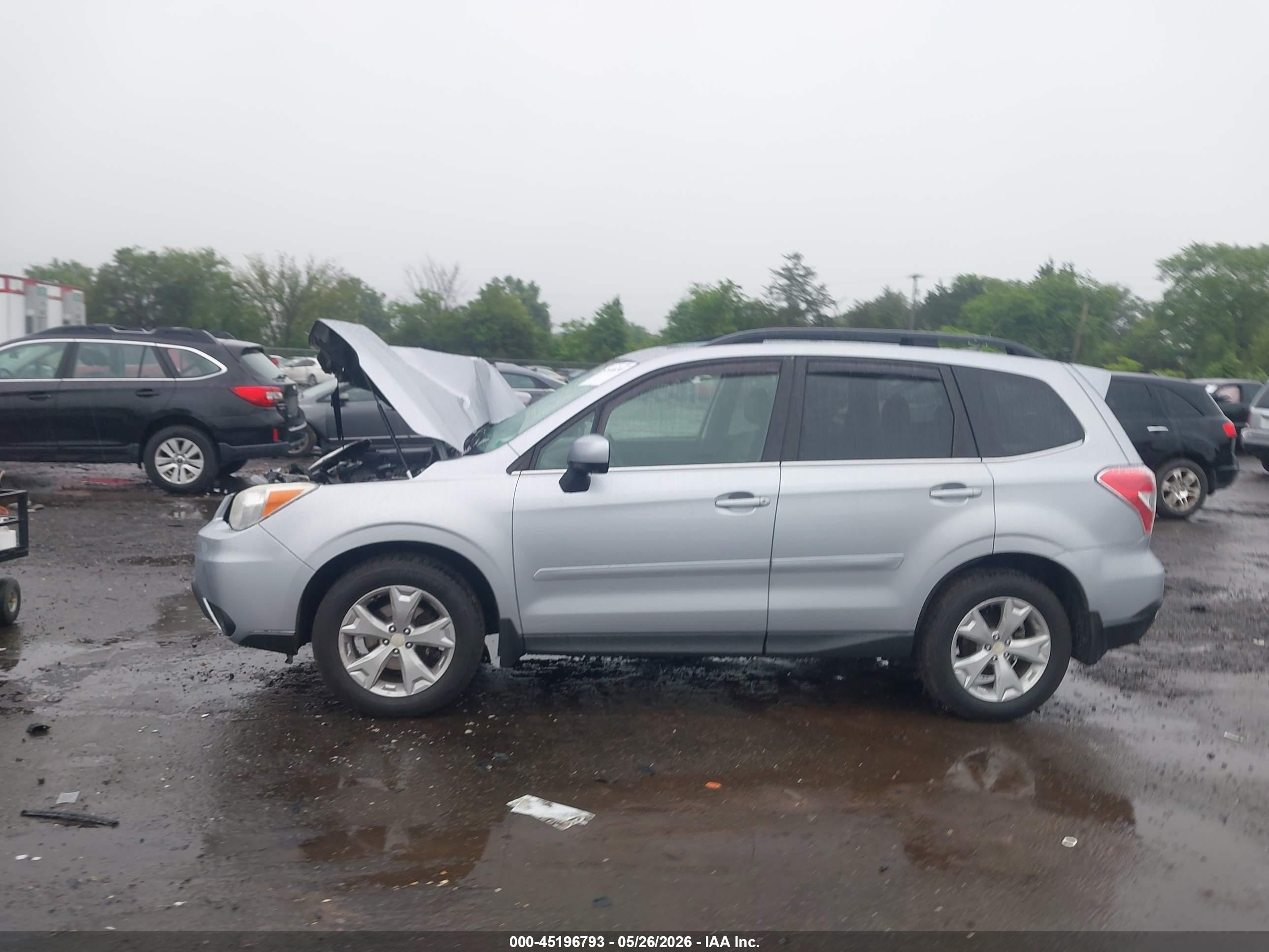 2015 Subaru Forester 2.5i Limited Серебряный vin: JF2SJARC1FH498312