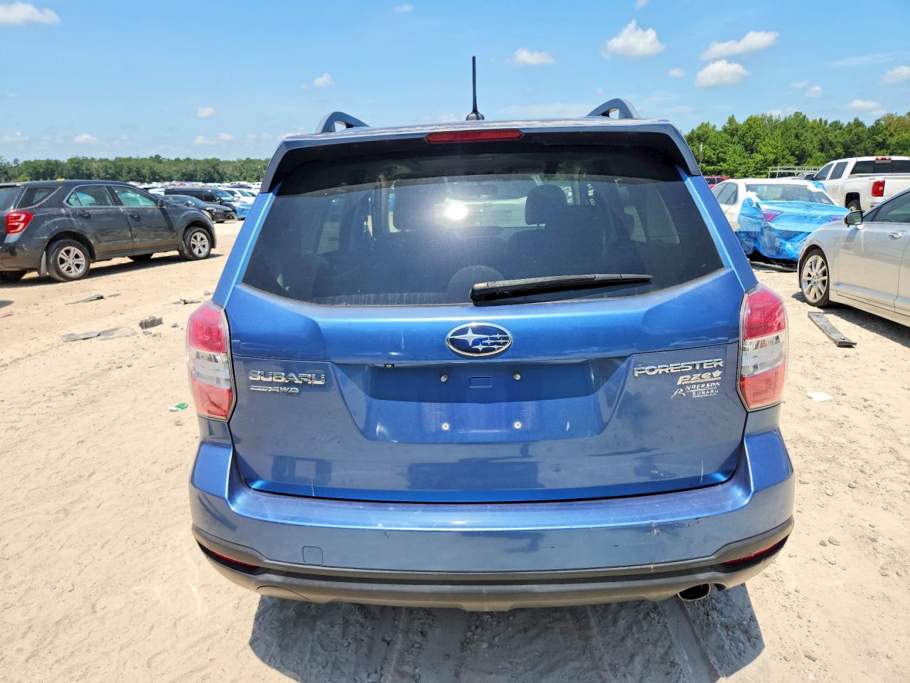 2015 Subaru Forester 2.5i Limited Blue vin: JF2SJARC1FH801251