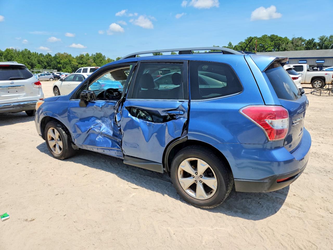 2015 Subaru Forester 2.5i Limited Blue vin: JF2SJARC1FH801251