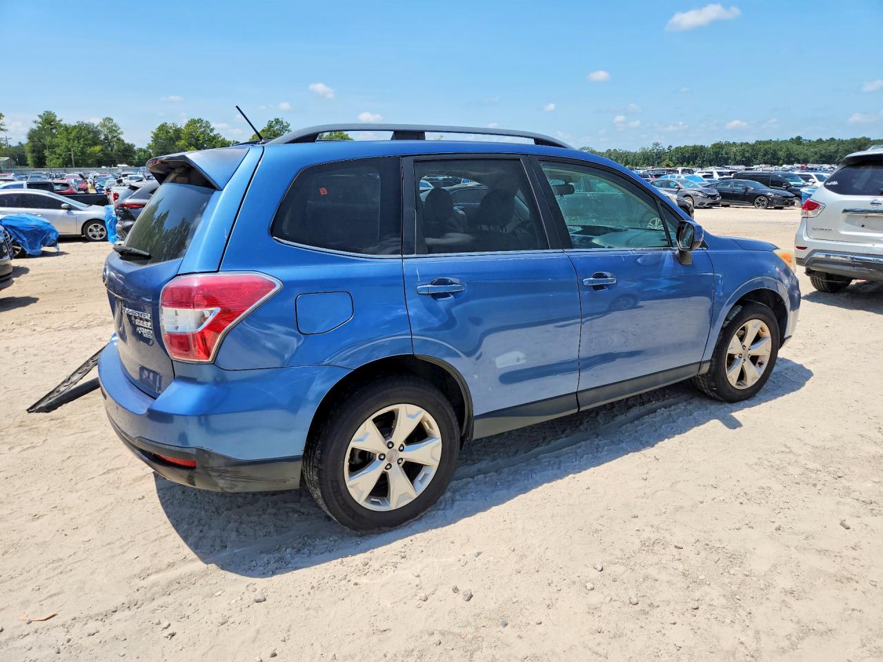 2015 Subaru Forester 2.5i Limited Blue vin: JF2SJARC1FH801251