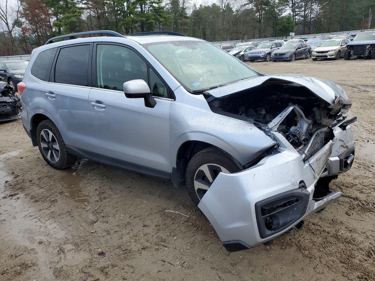 2017 Subaru Forester 2.5i Limited Silver vin: JF2SJARC1HH515807