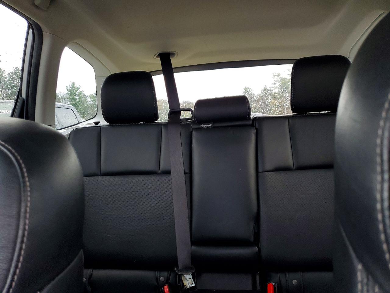 2017 Subaru Forester 2.5i Limited Silver vin: JF2SJARC1HH515807