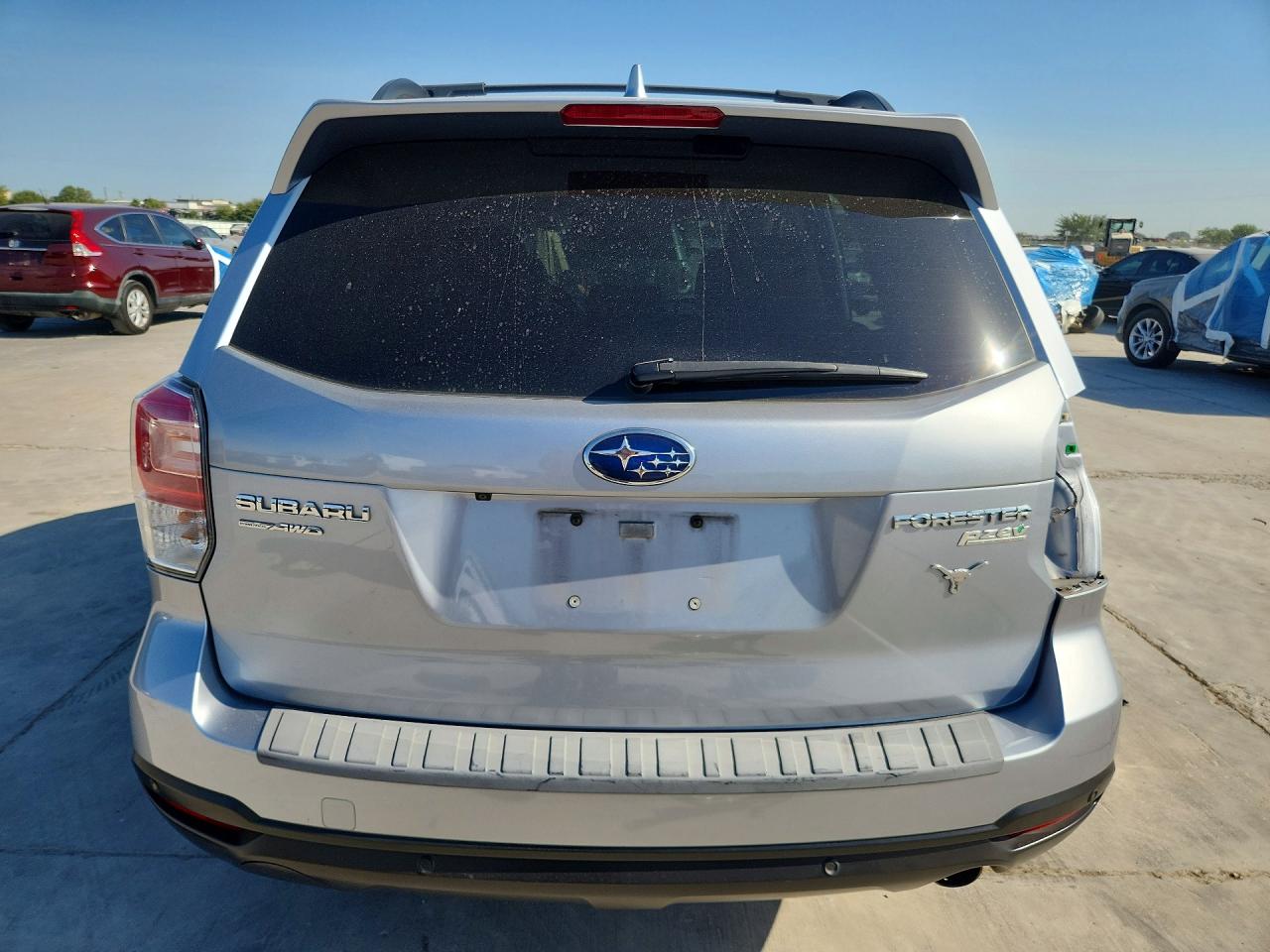 2017 Subaru Forester 2.5i Limited Silver vin: JF2SJARC1HH803374