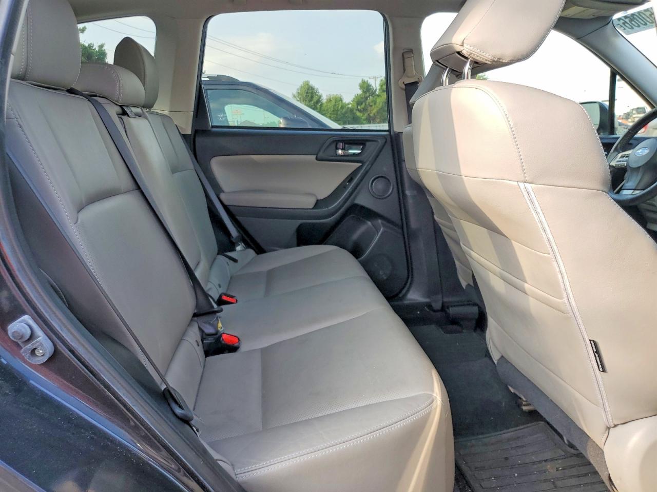 2015 Subaru Forester 2.5i Limited Gray vin: JF2SJARC2FH523265