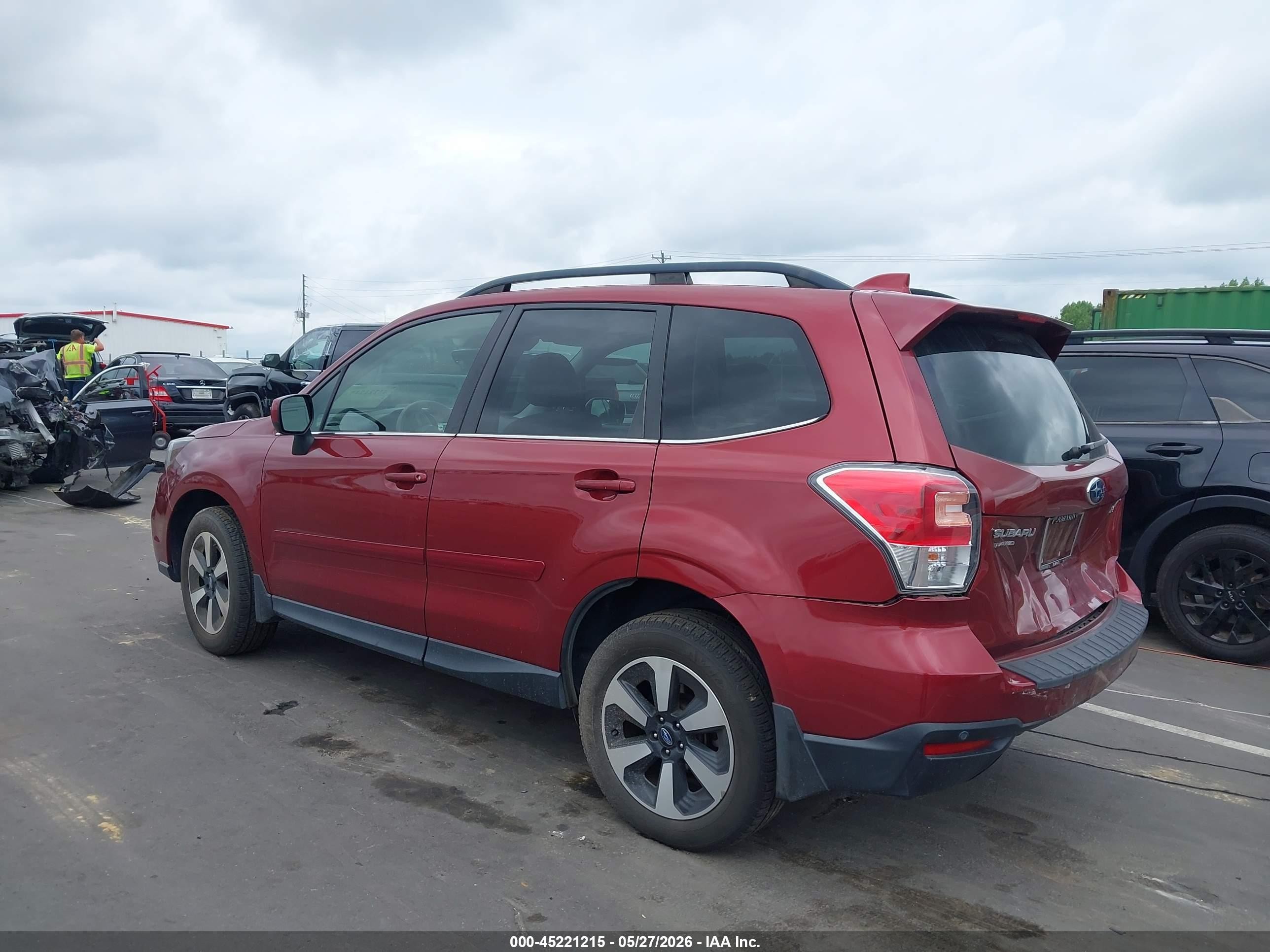 2018 Subaru Forester 2.5i Limited Burgundy vin: JF2SJARC2JH412935