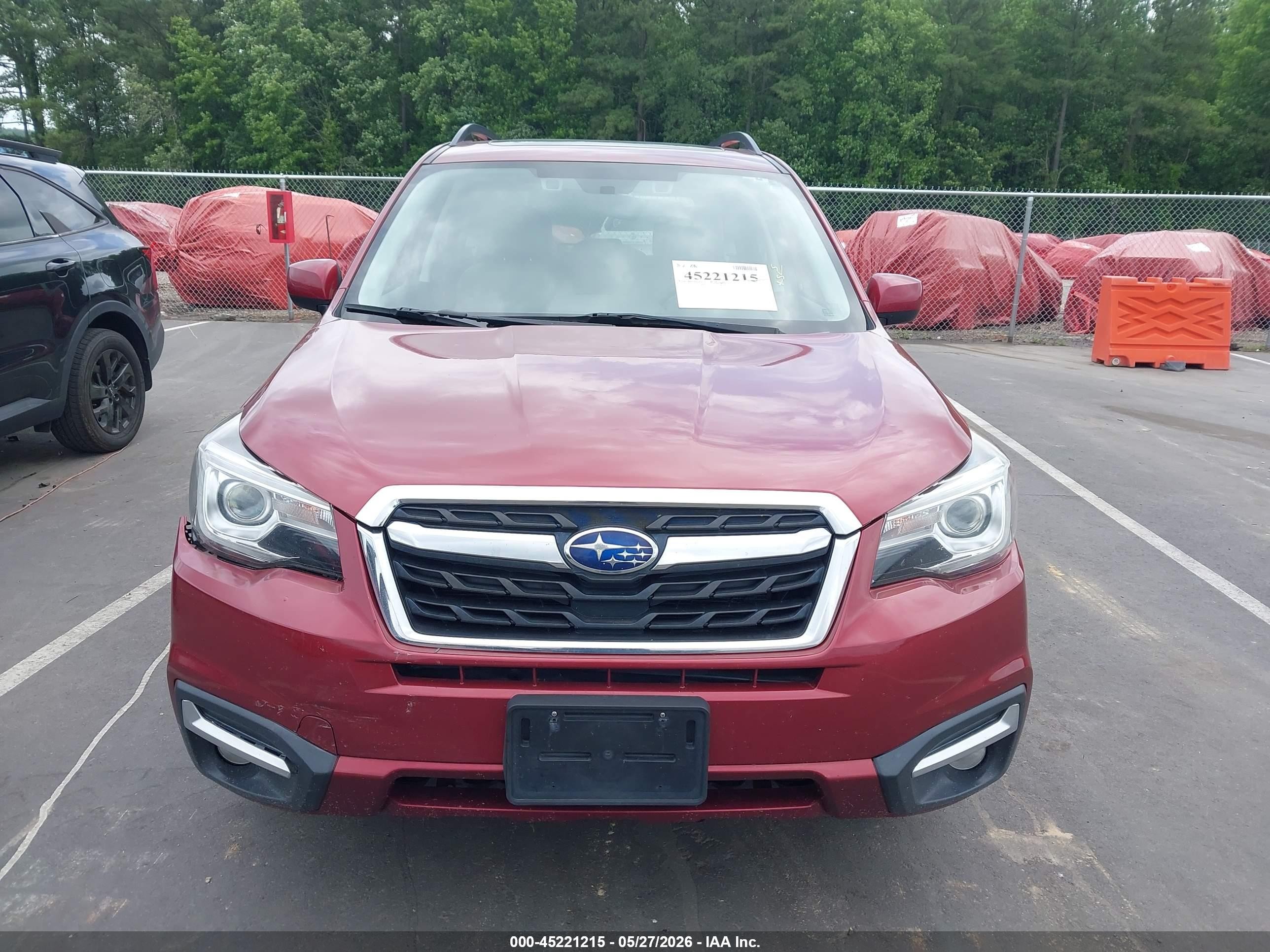 2018 Subaru Forester 2.5i Limited Burgundy vin: JF2SJARC2JH412935