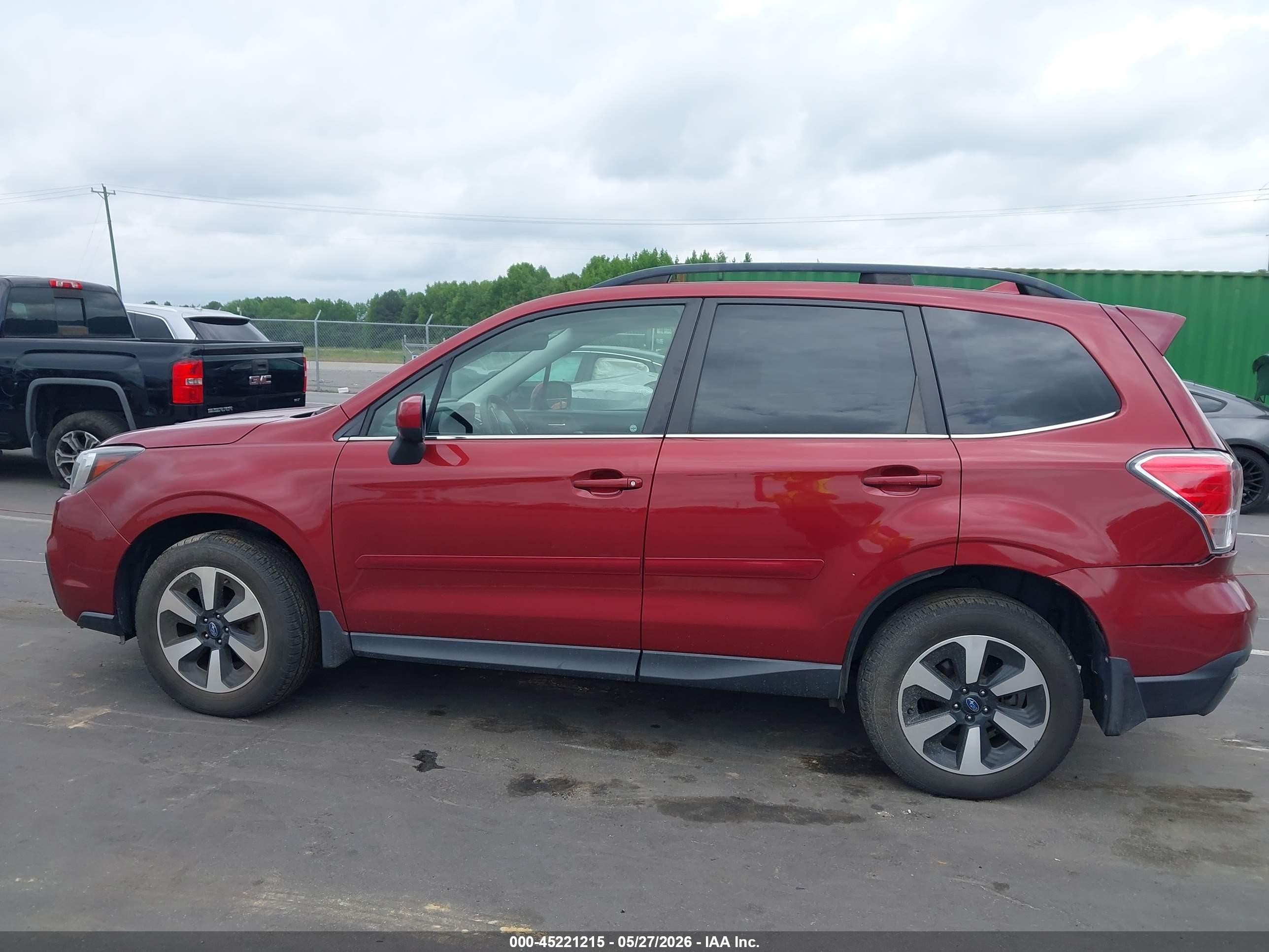 2018 Subaru Forester 2.5i Limited Burgundy vin: JF2SJARC2JH412935