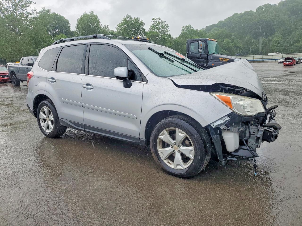 2015 Subaru Forester 2.5i Limited Silver vin: JF2SJARC3FH437236