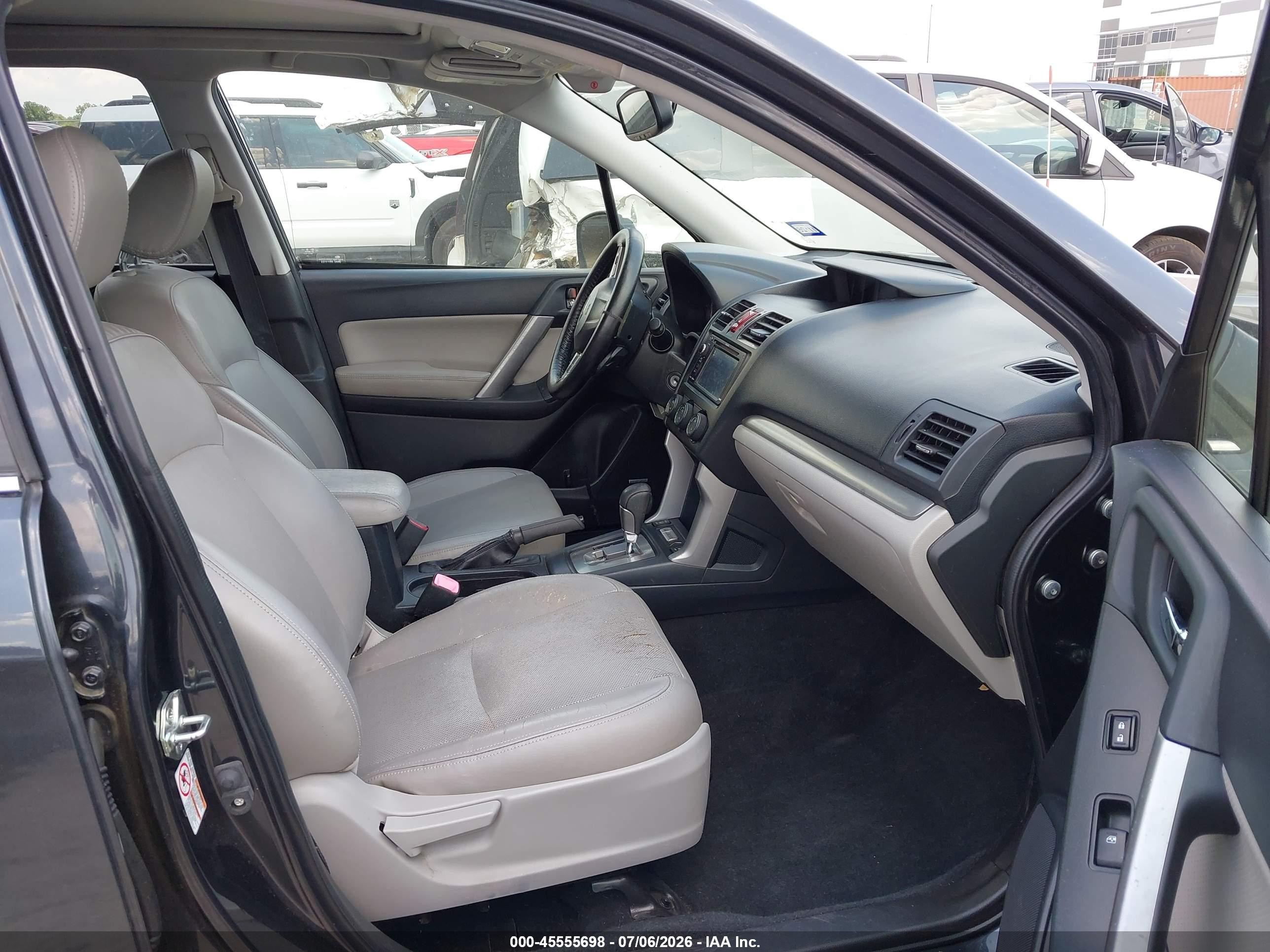 2015 Subaru Forester 2.5i Limited Gray vin: JF2SJARC3FH833683