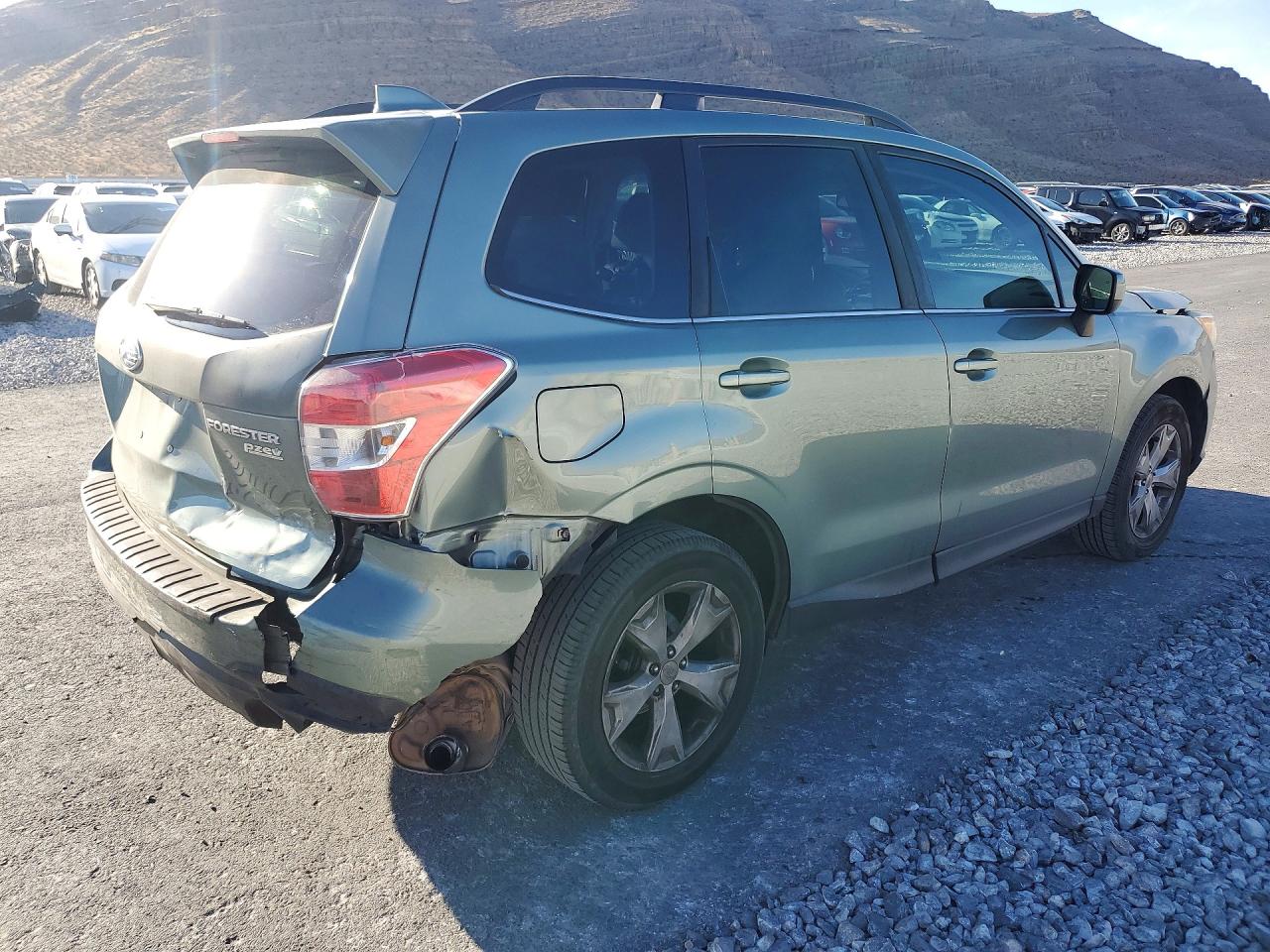 2016 Subaru Forester 2.5i Limited Green vin: JF2SJARC4GH514570