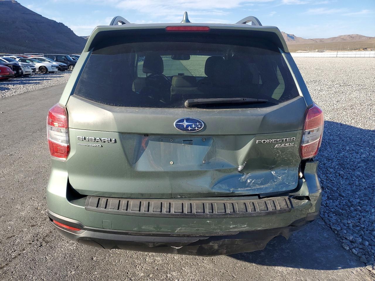 2016 Subaru Forester 2.5i Limited Green vin: JF2SJARC4GH514570